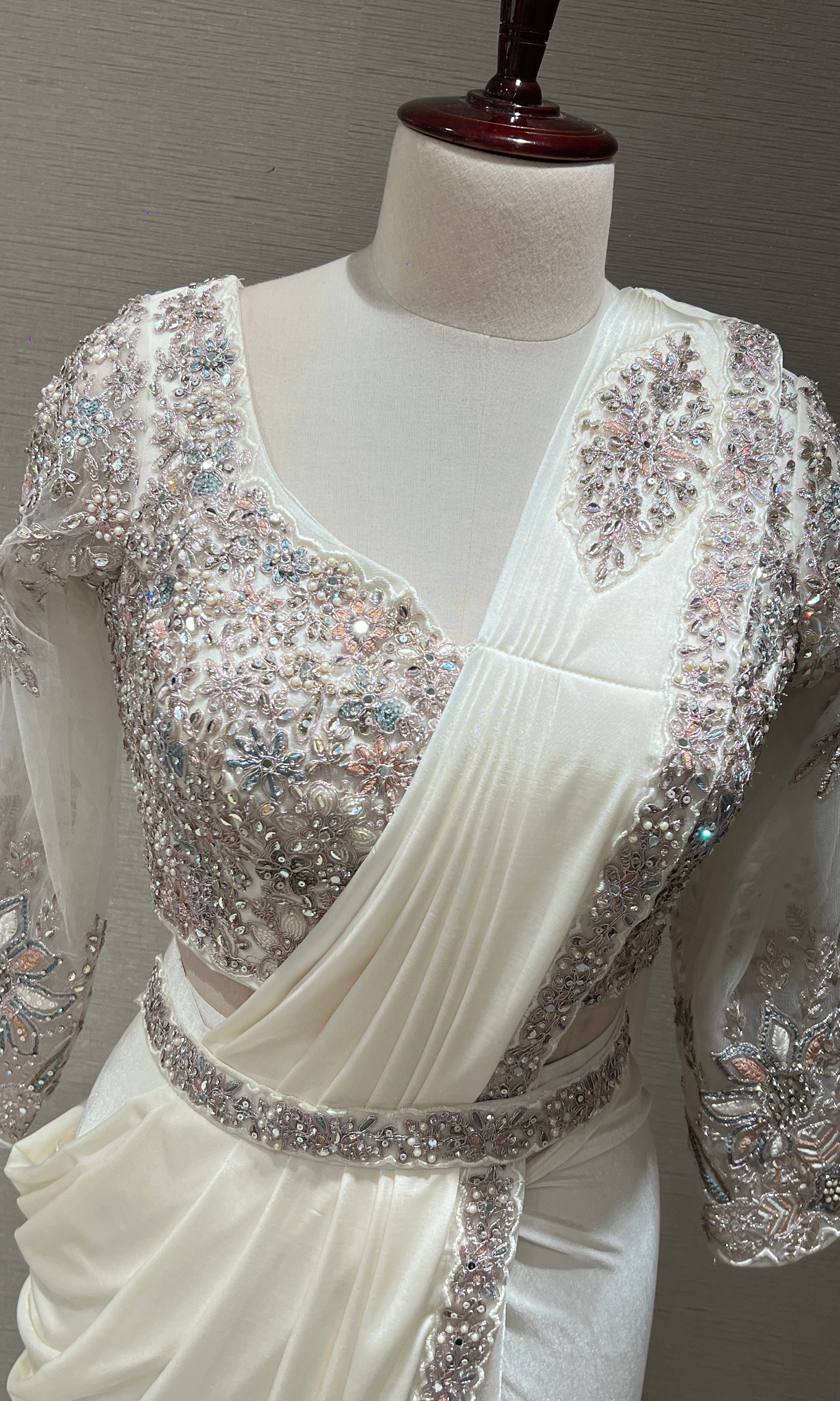 WHITE DRAPE SAREE WITH FLORAL BLOUSE & BELT