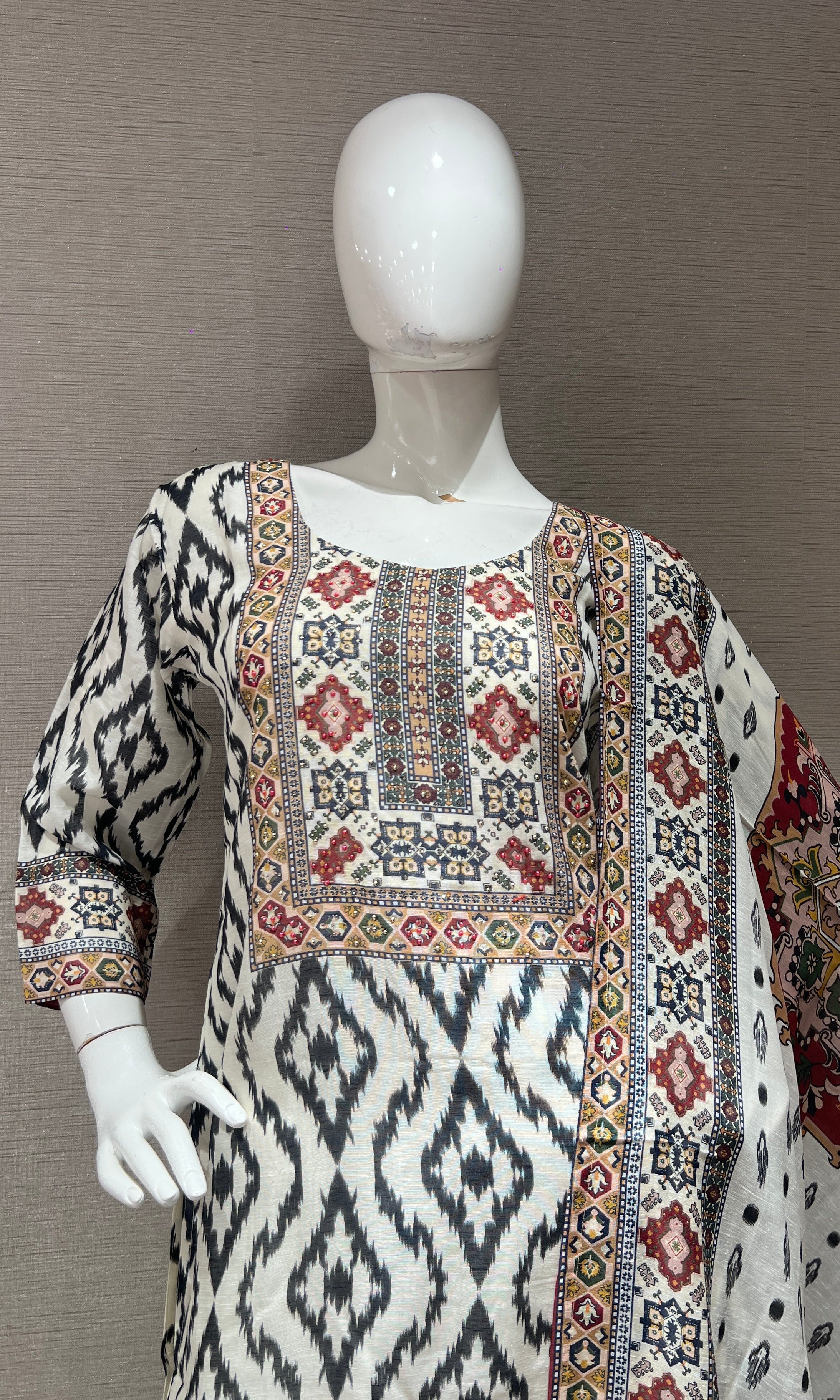 Black & White Geometric Kurta with Printed Dupatta