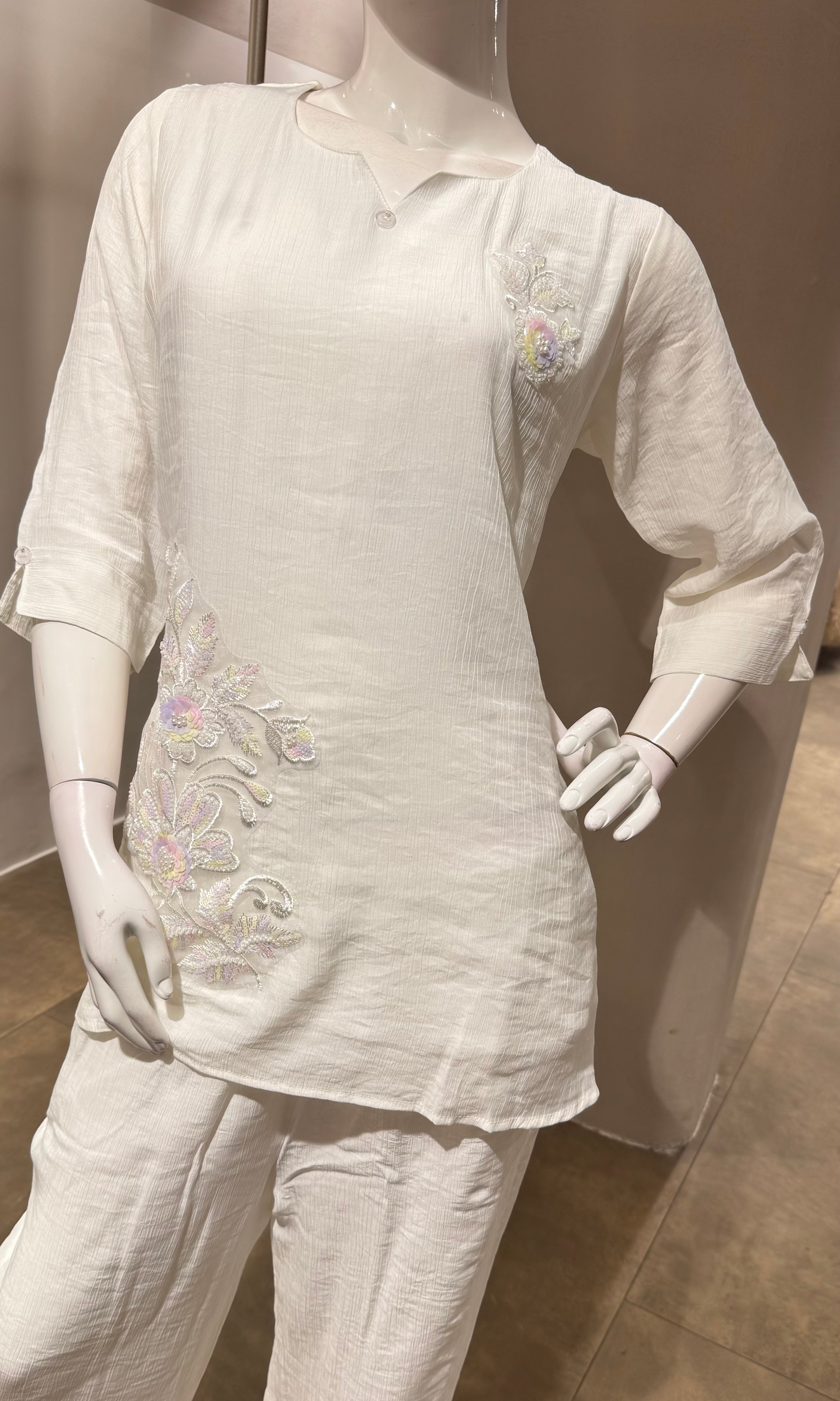 WHITE FLORAL CORD SET