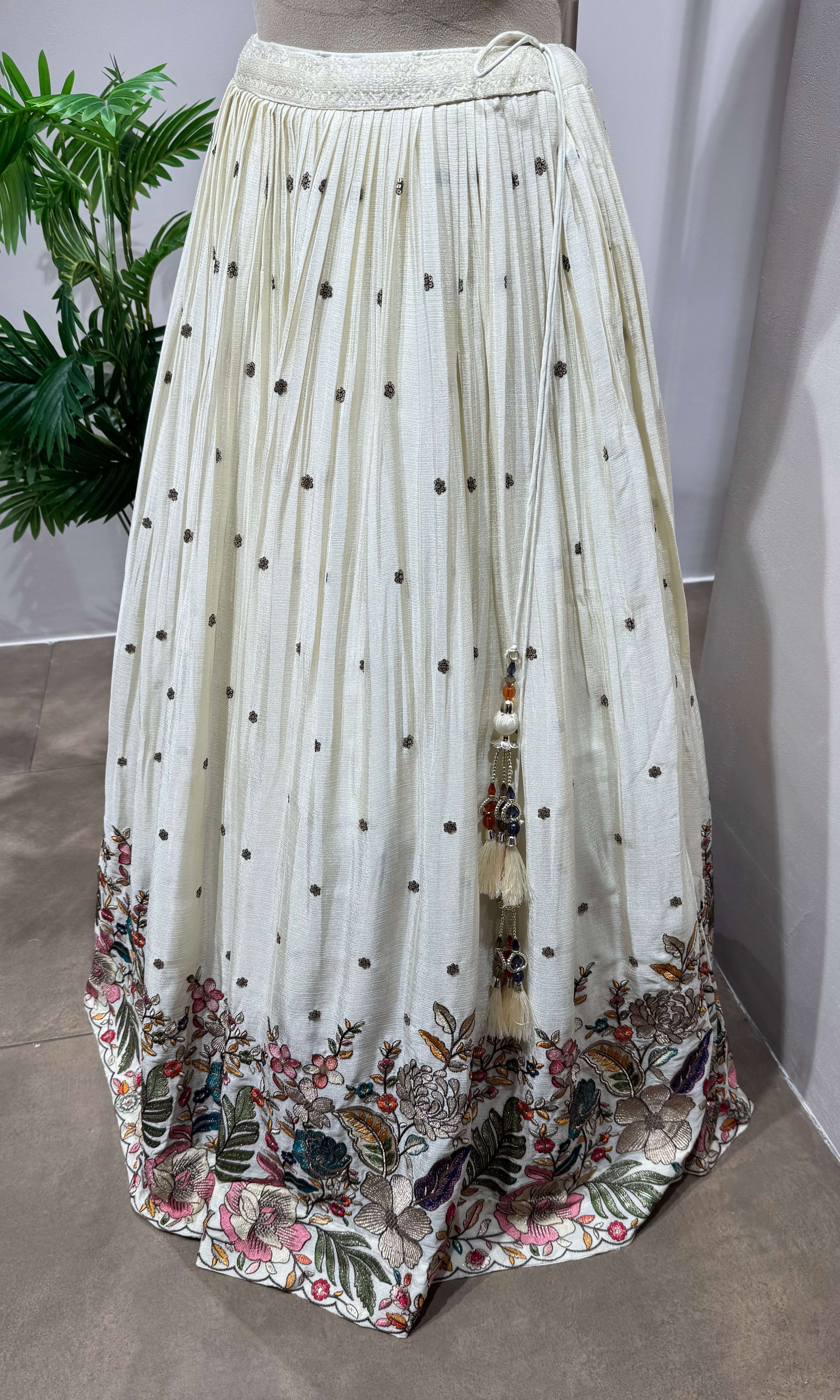 Cream lehenga set with Embroidered Lehenga