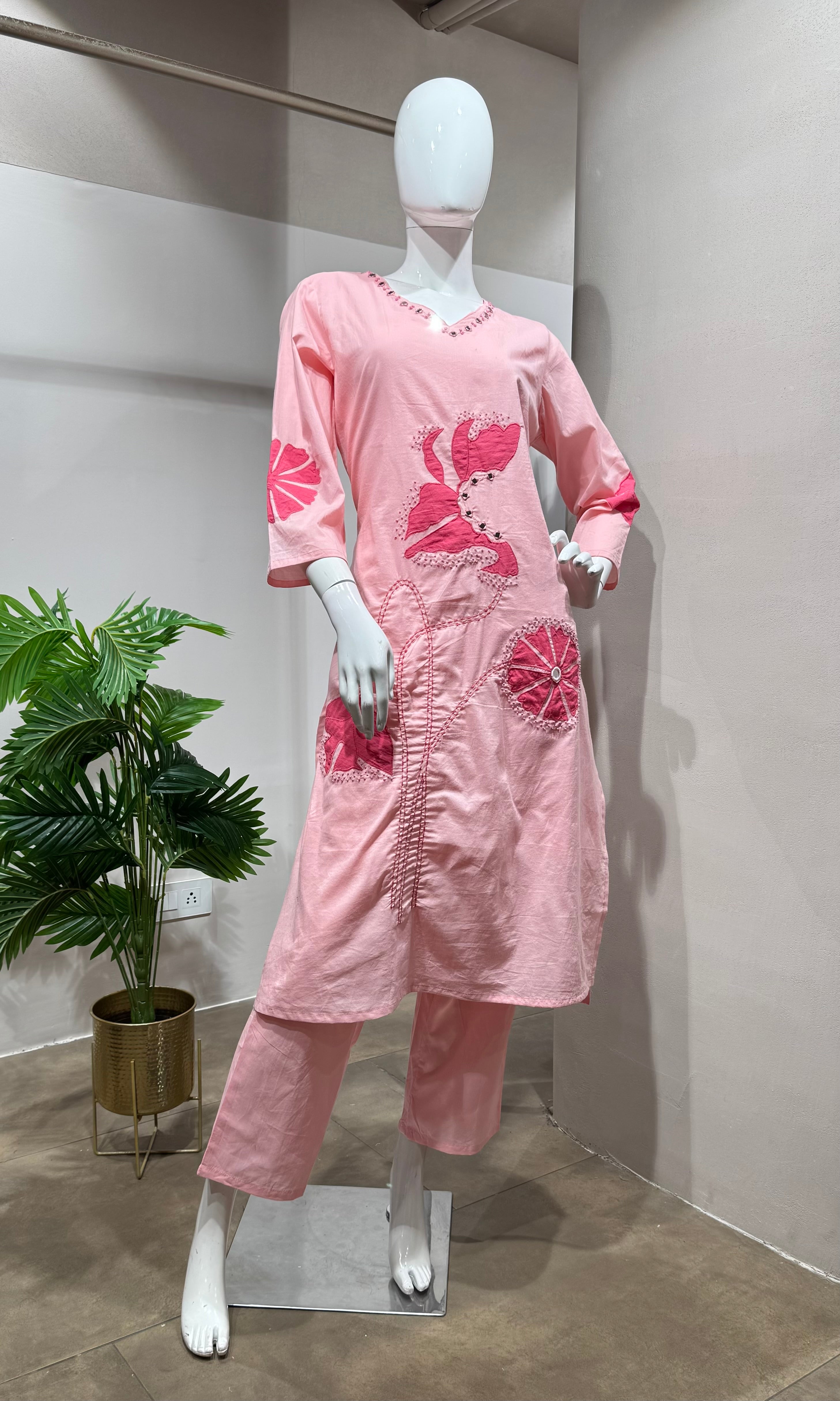 Baby pink floral kurta set