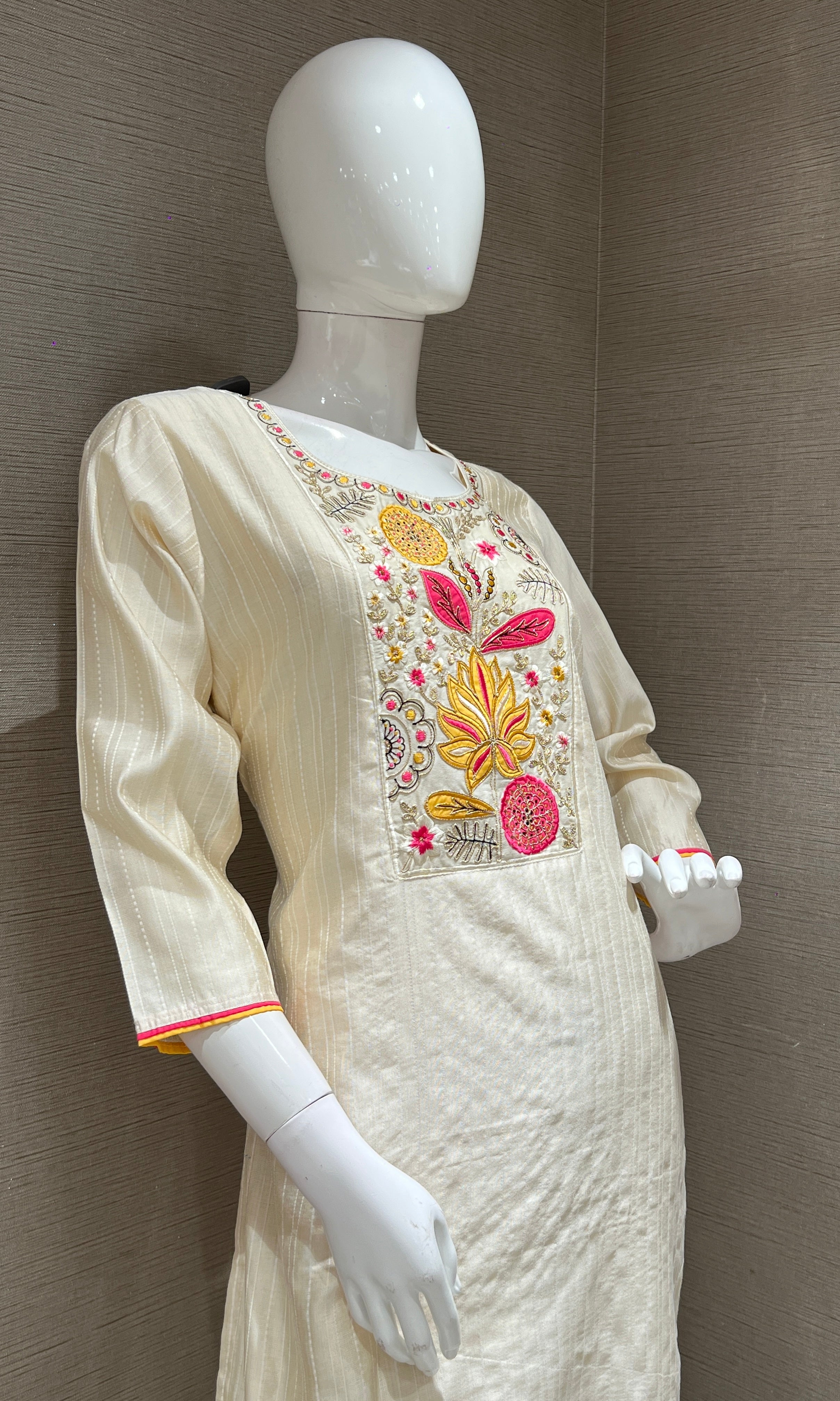 Cream Floral Embroidery kurta set