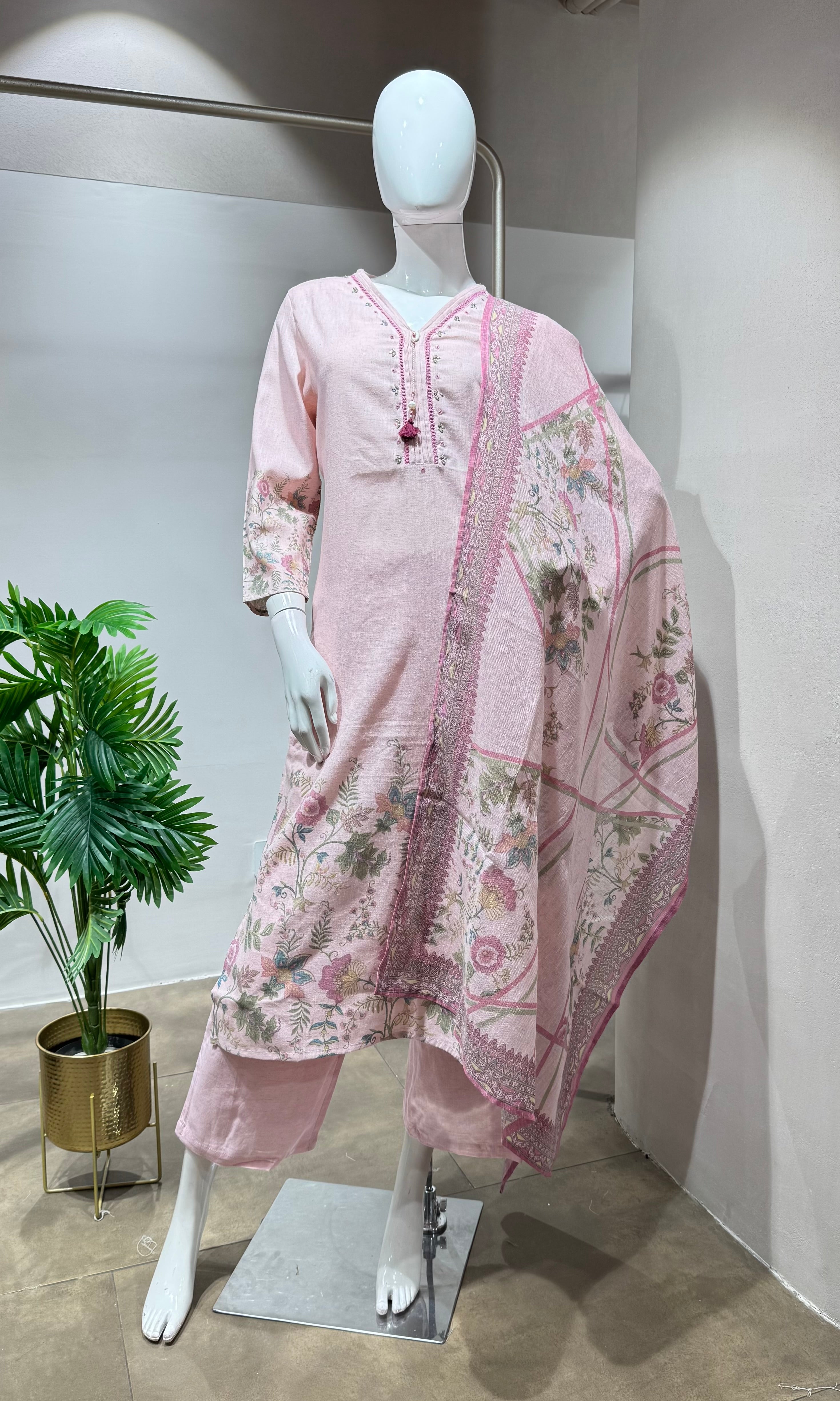 Baby pink FLORAL PRINT EMBROIDERY kurta set
