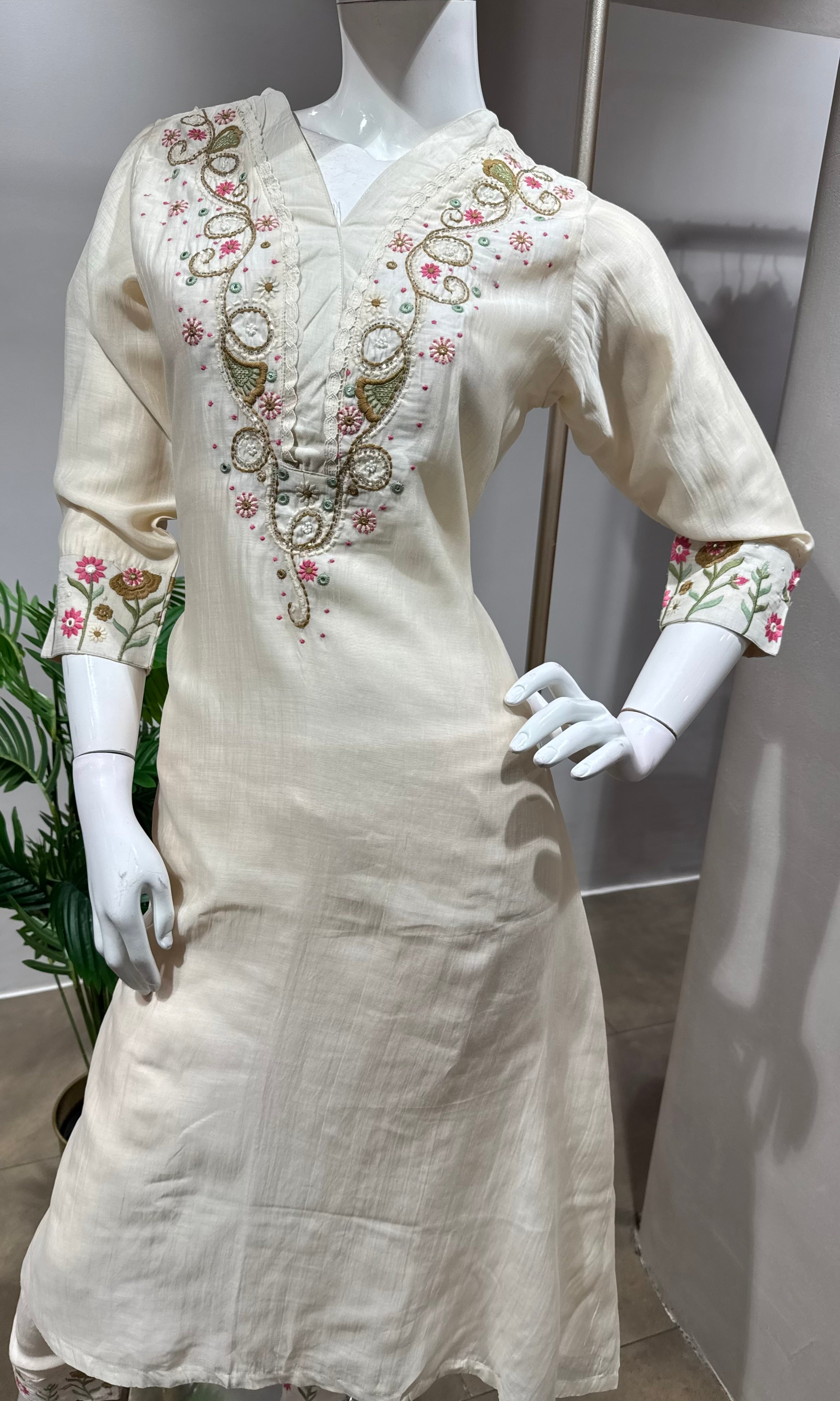 PEACH Cotton Floral Embroidery kurta set