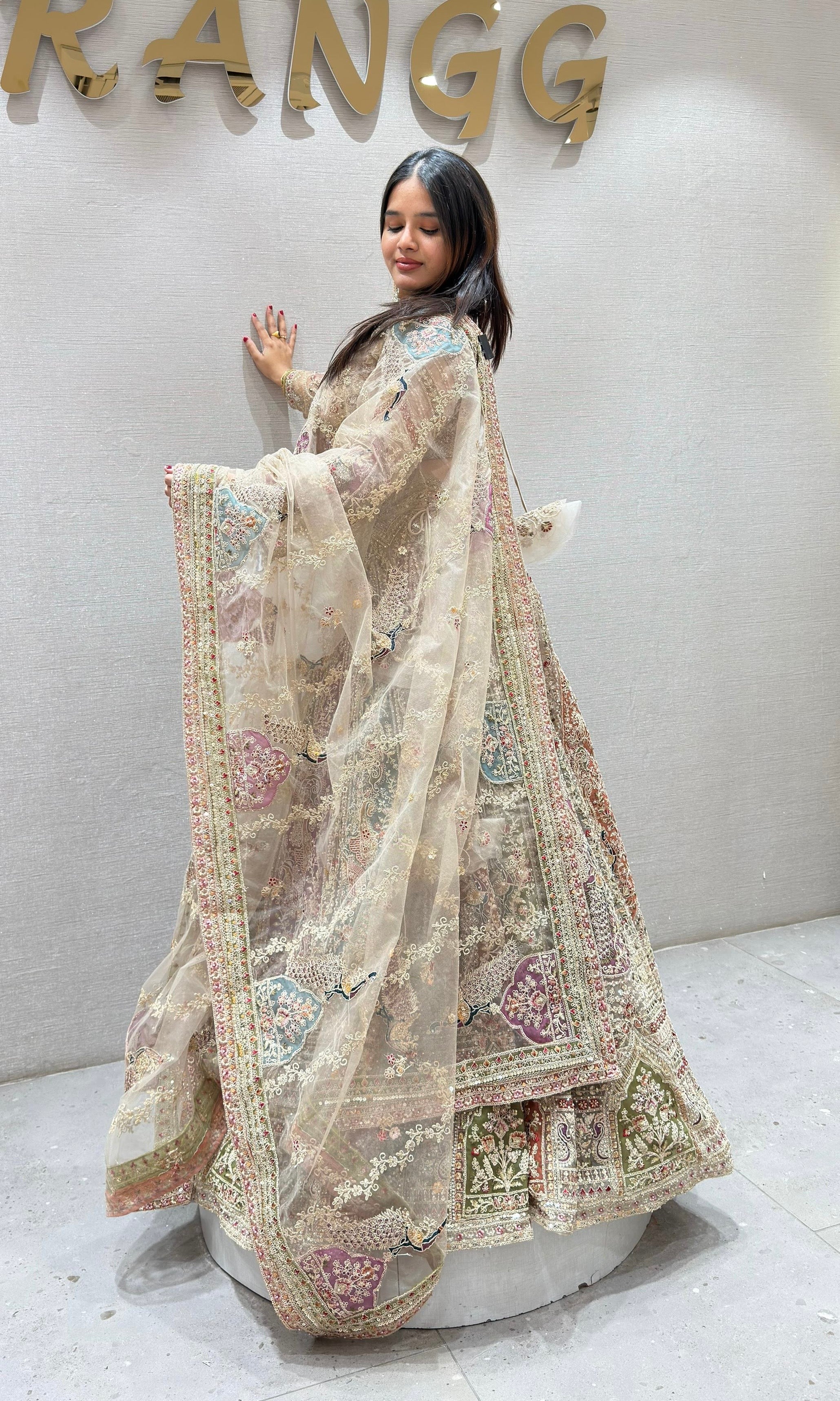 BEAGH GOLDEN HEAVY EMBROIDERED Lehenga