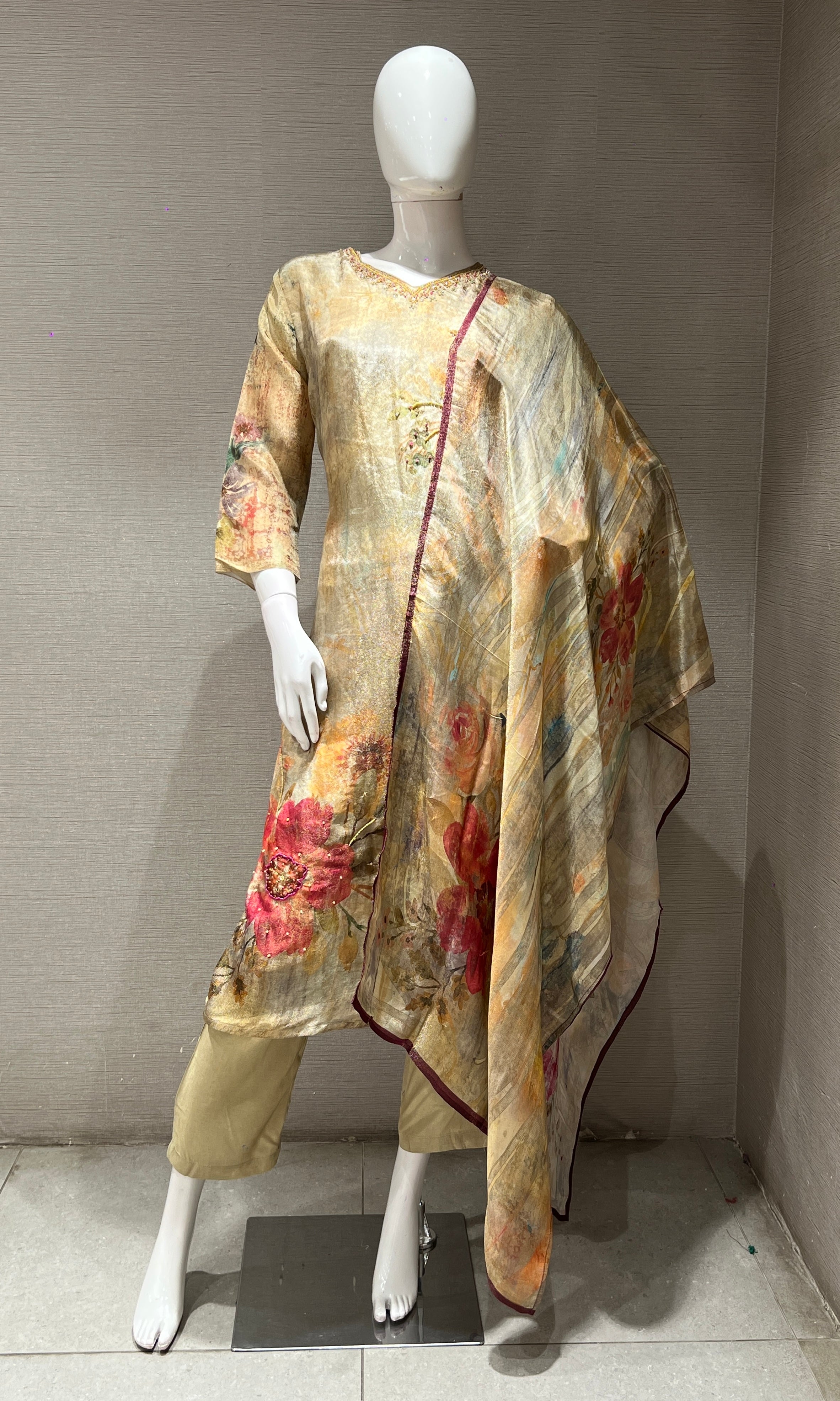 Beagh FLORAL kurta set