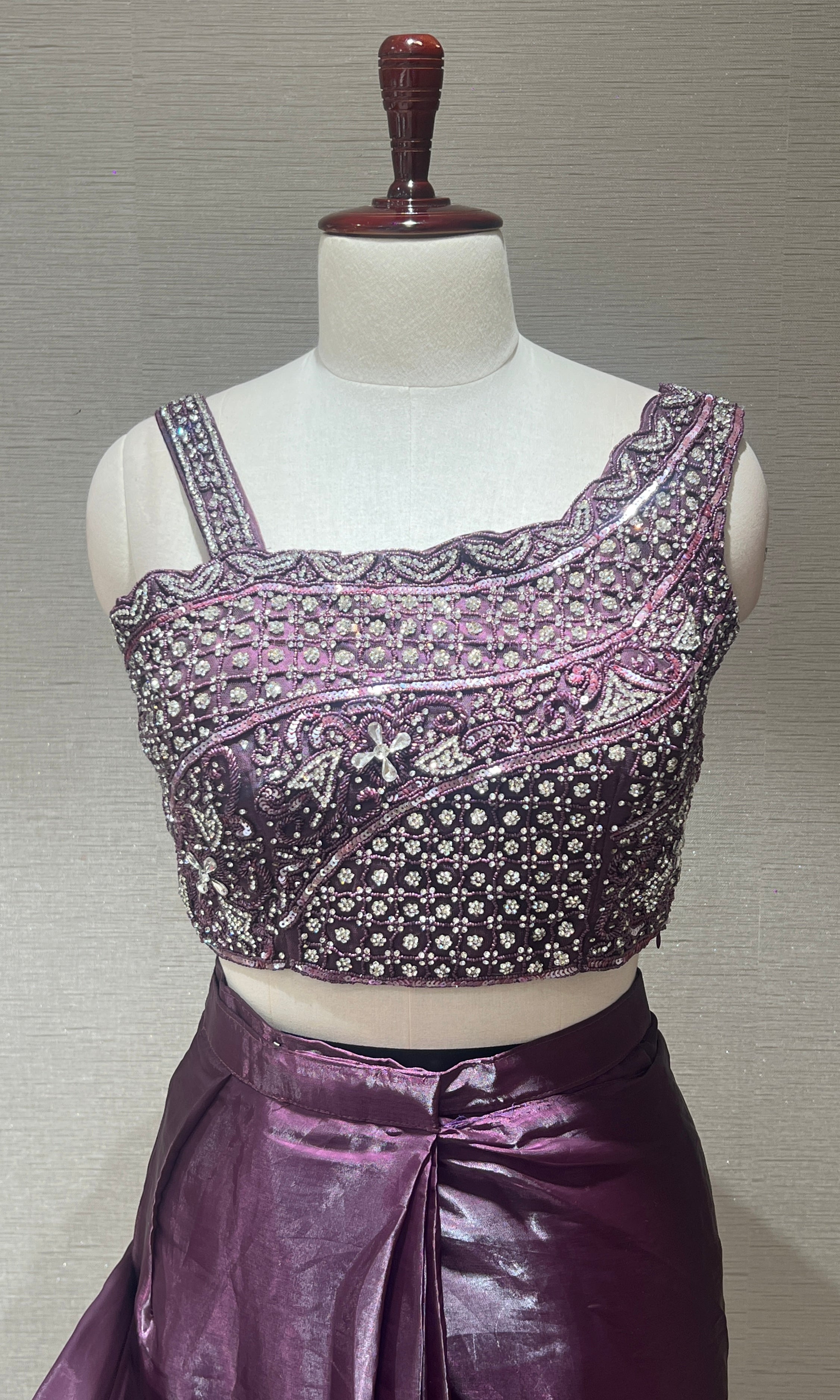Wine one minute saree