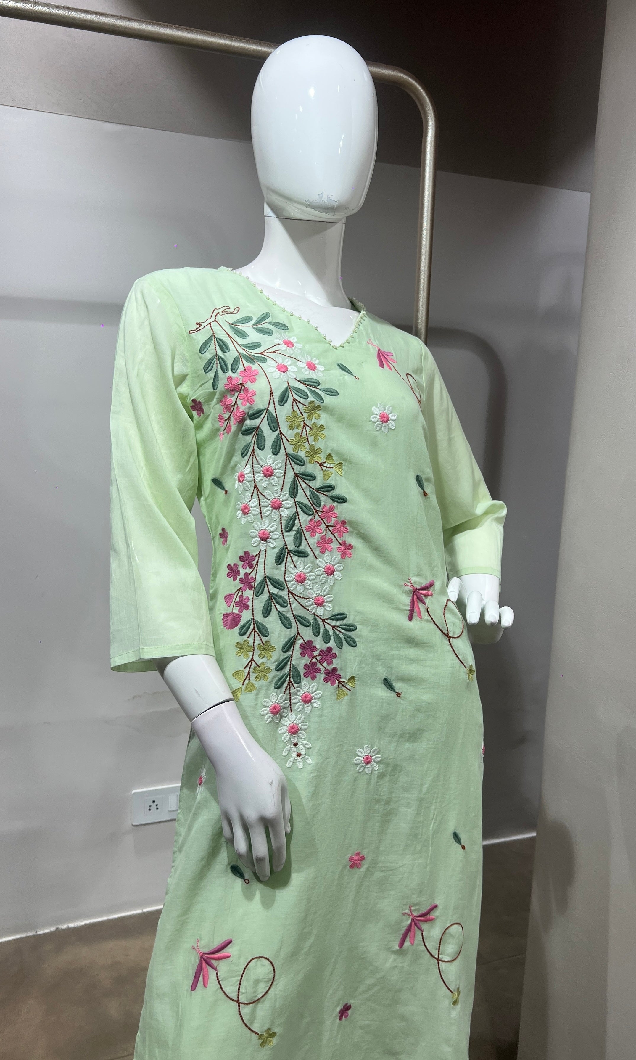 Pista green Pastel Floral Embroidered Kurta Set with Dupatta