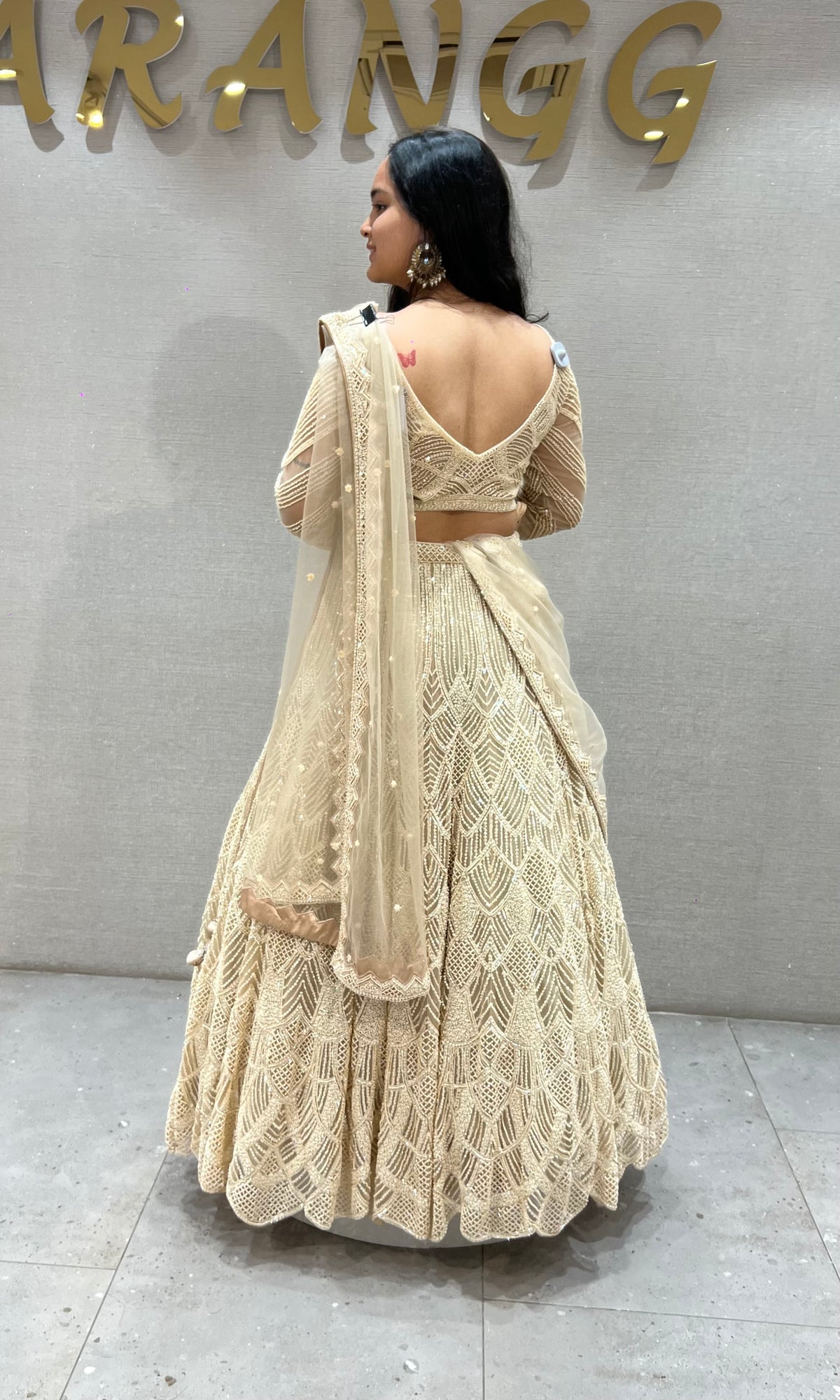 GOLDEN GLOW INTRICATE THREAD EMBROIDERY BRIDAL LEHENGA