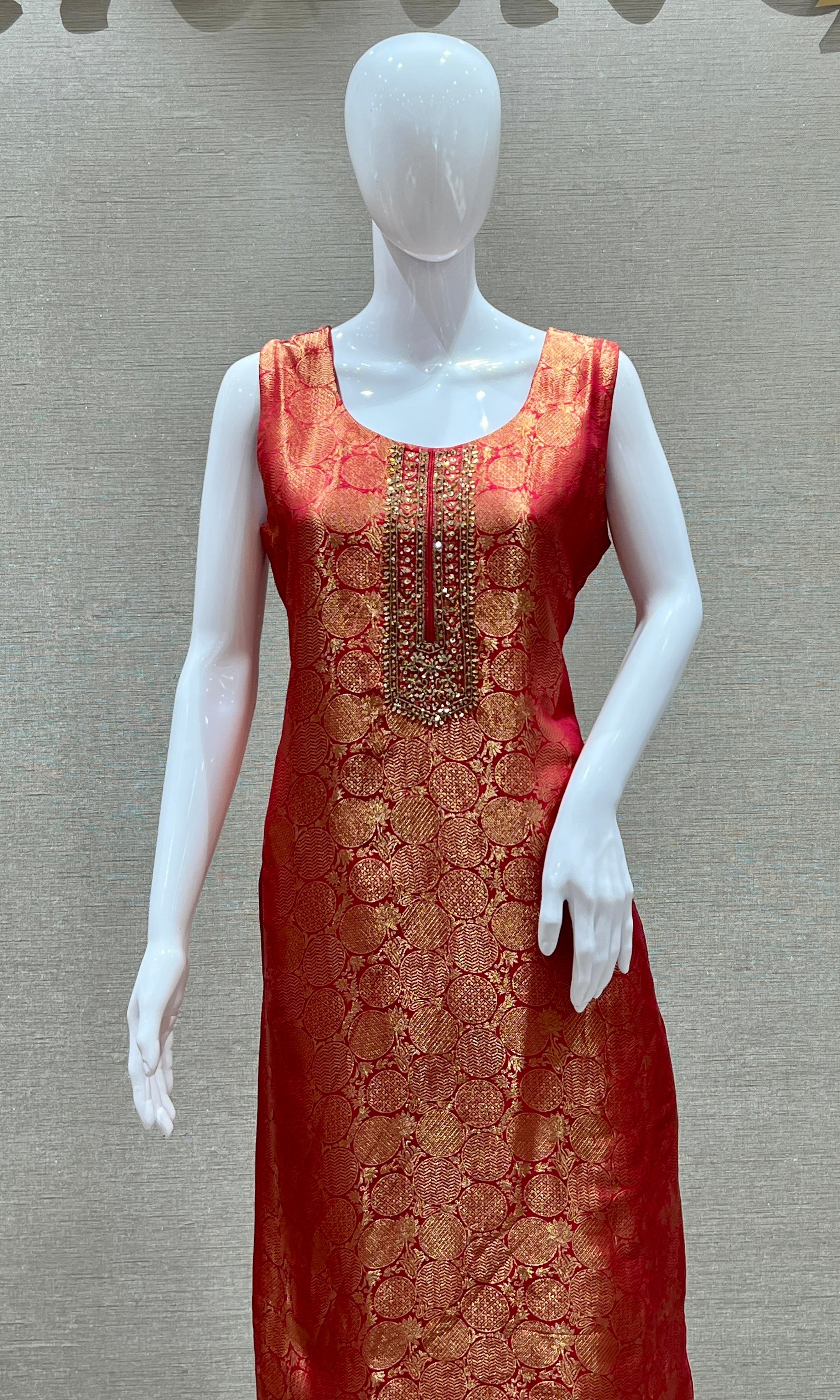 Red kurta set