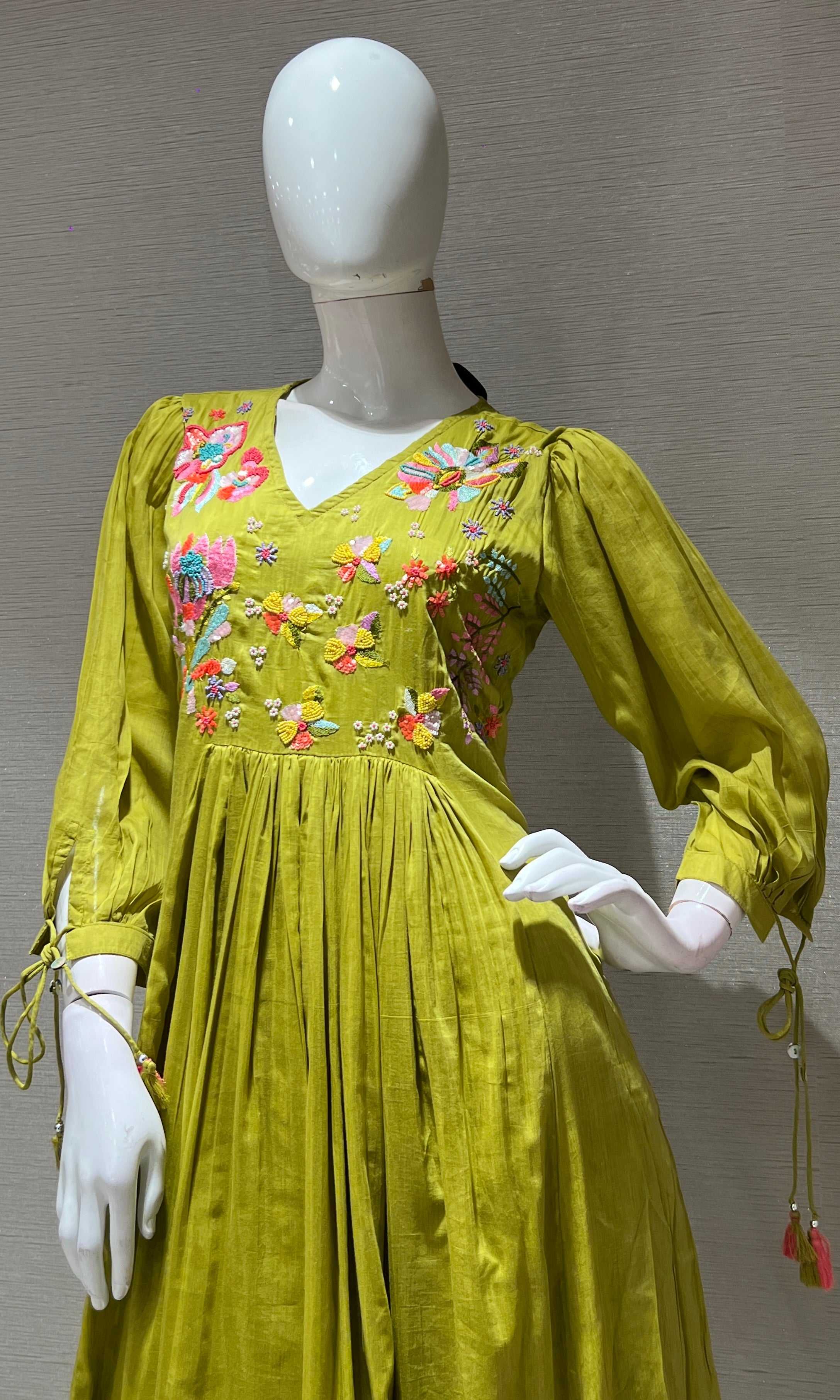 Green FLORAL MUL CHANDERI kurta set