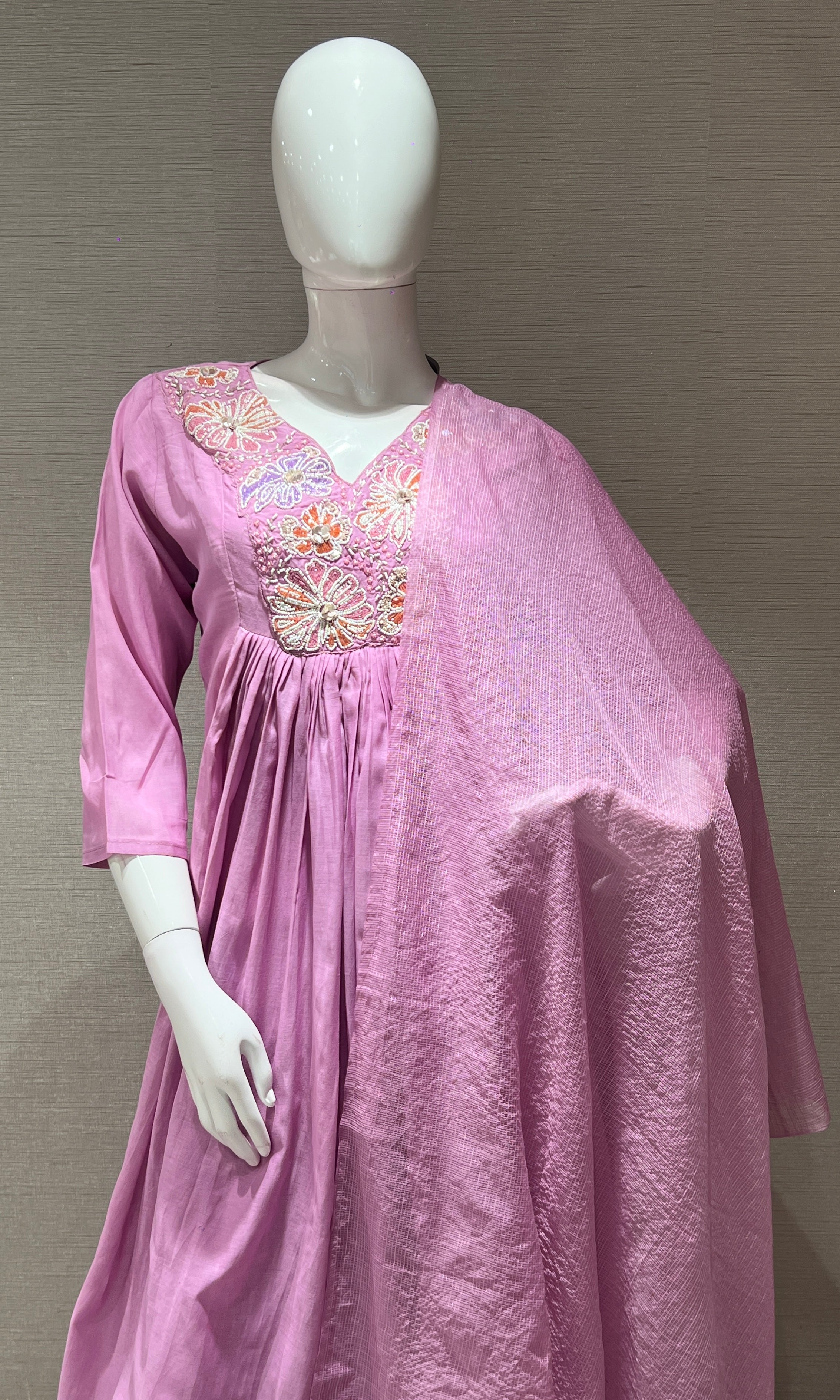 Lavender FLORAL NECKLINE kurta set