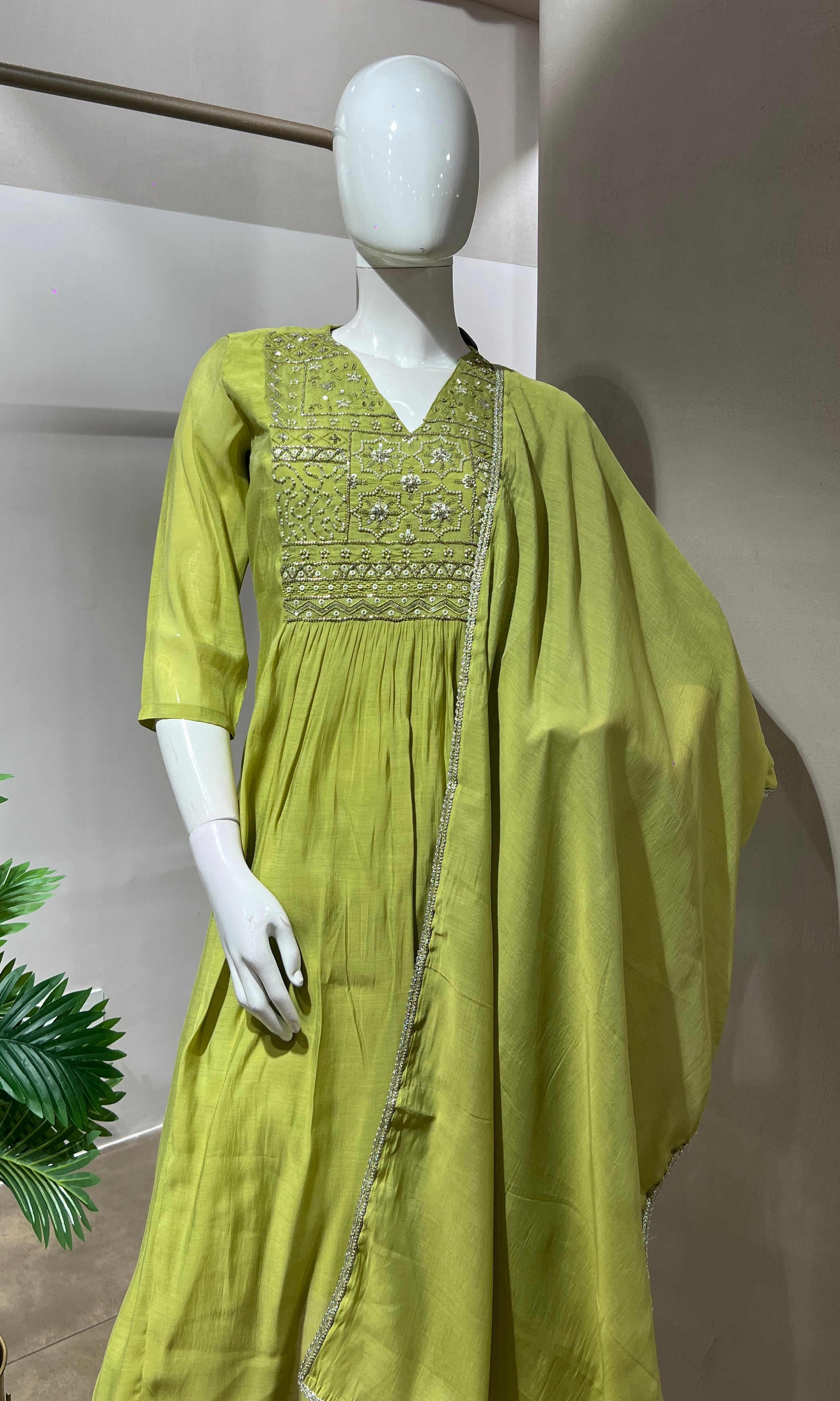 GREEN embroidery mul chanderi kurta set