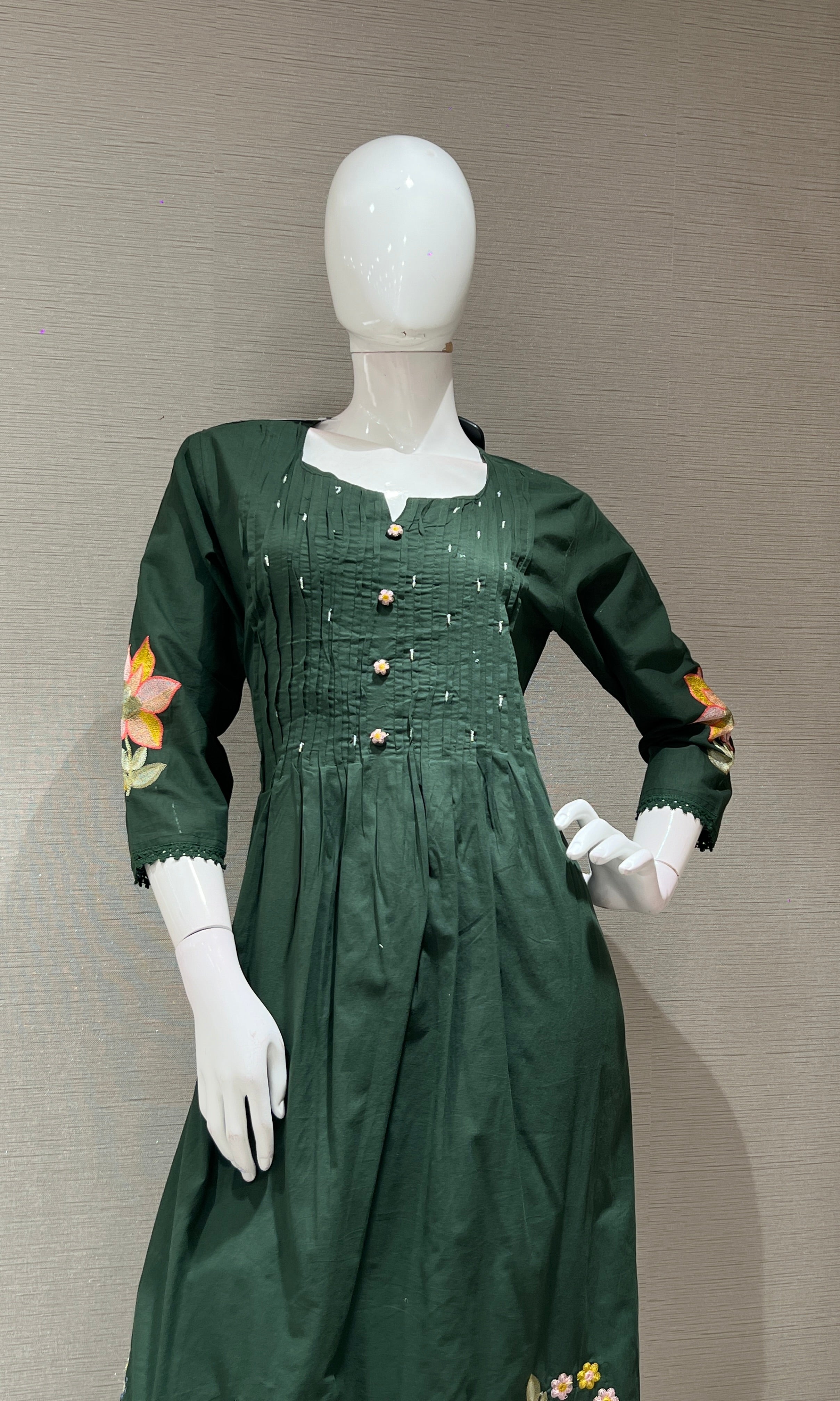 BOTTLE GREEN FLORAL MUL CHANDERI KURTA SET