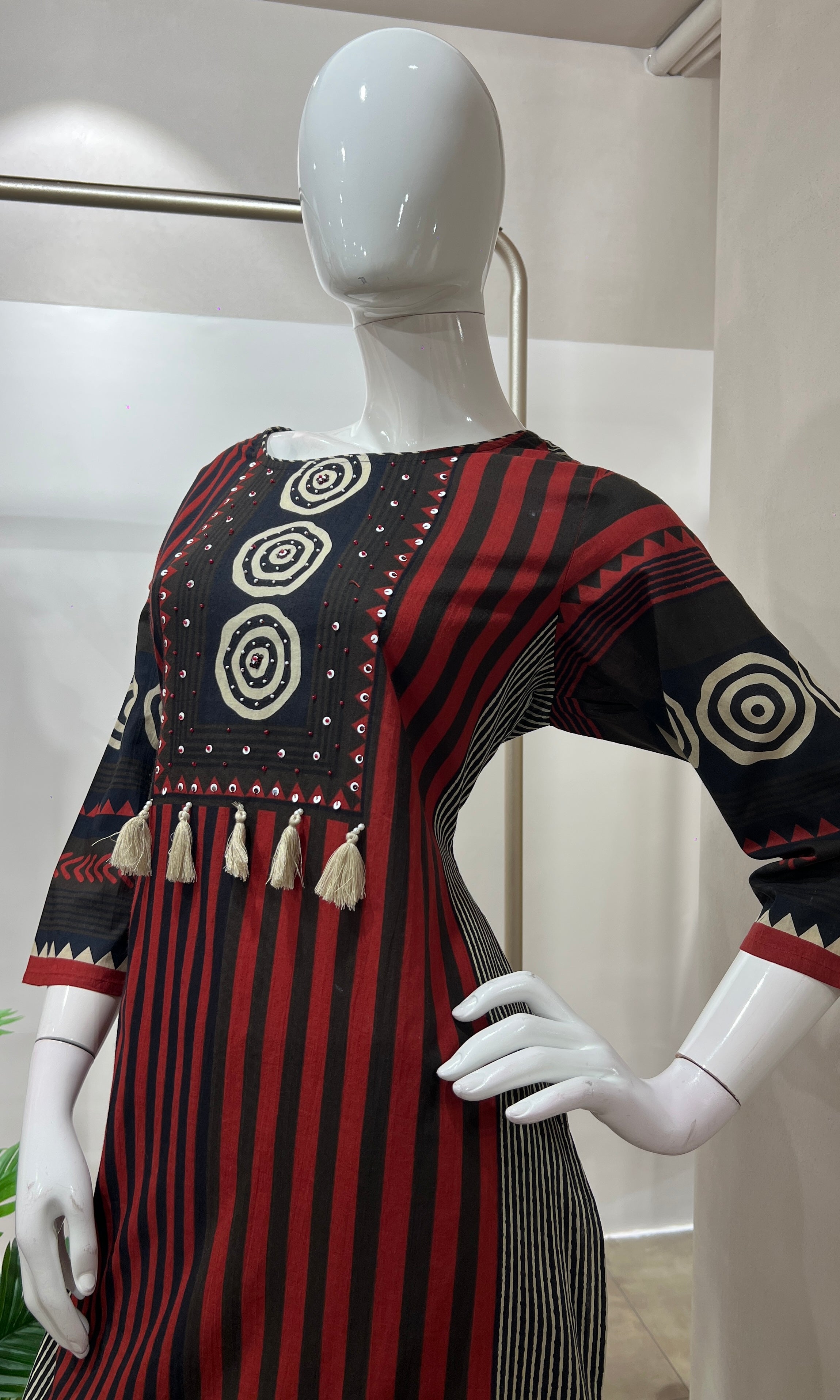 Red EMBROIDERED kurta set