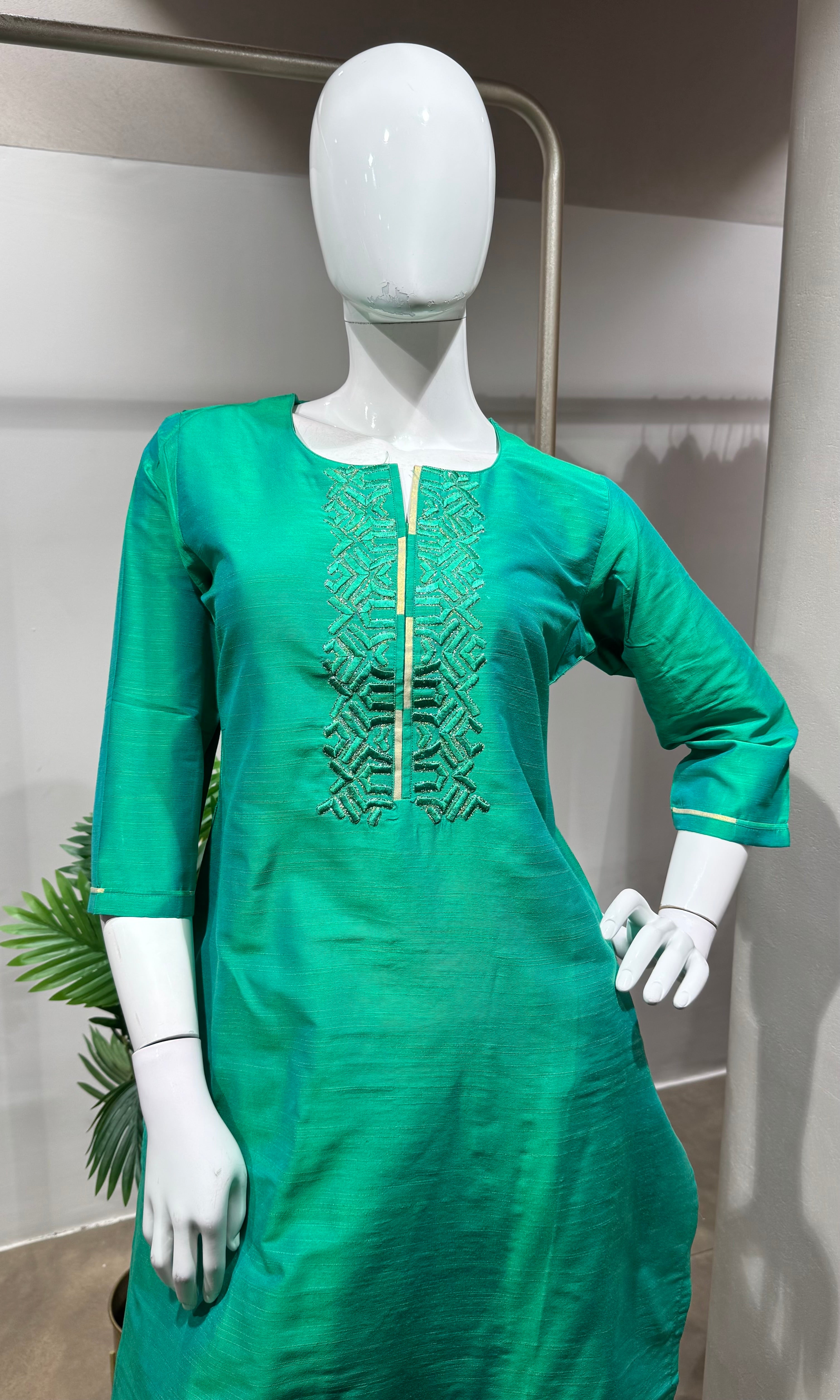 Green Embroidered Silk Straight kurta set