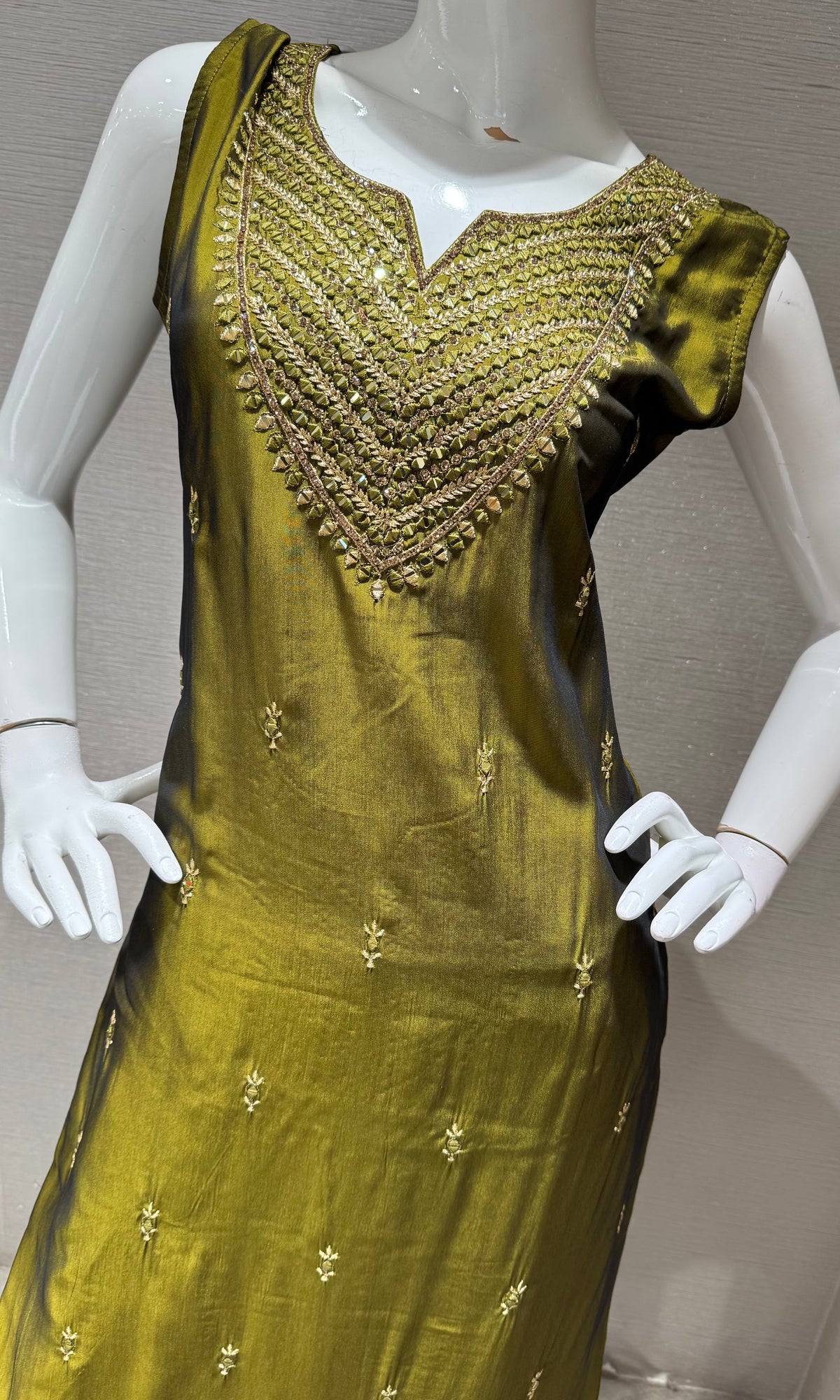 Green embroidered Silk Kurta Set with dupatta