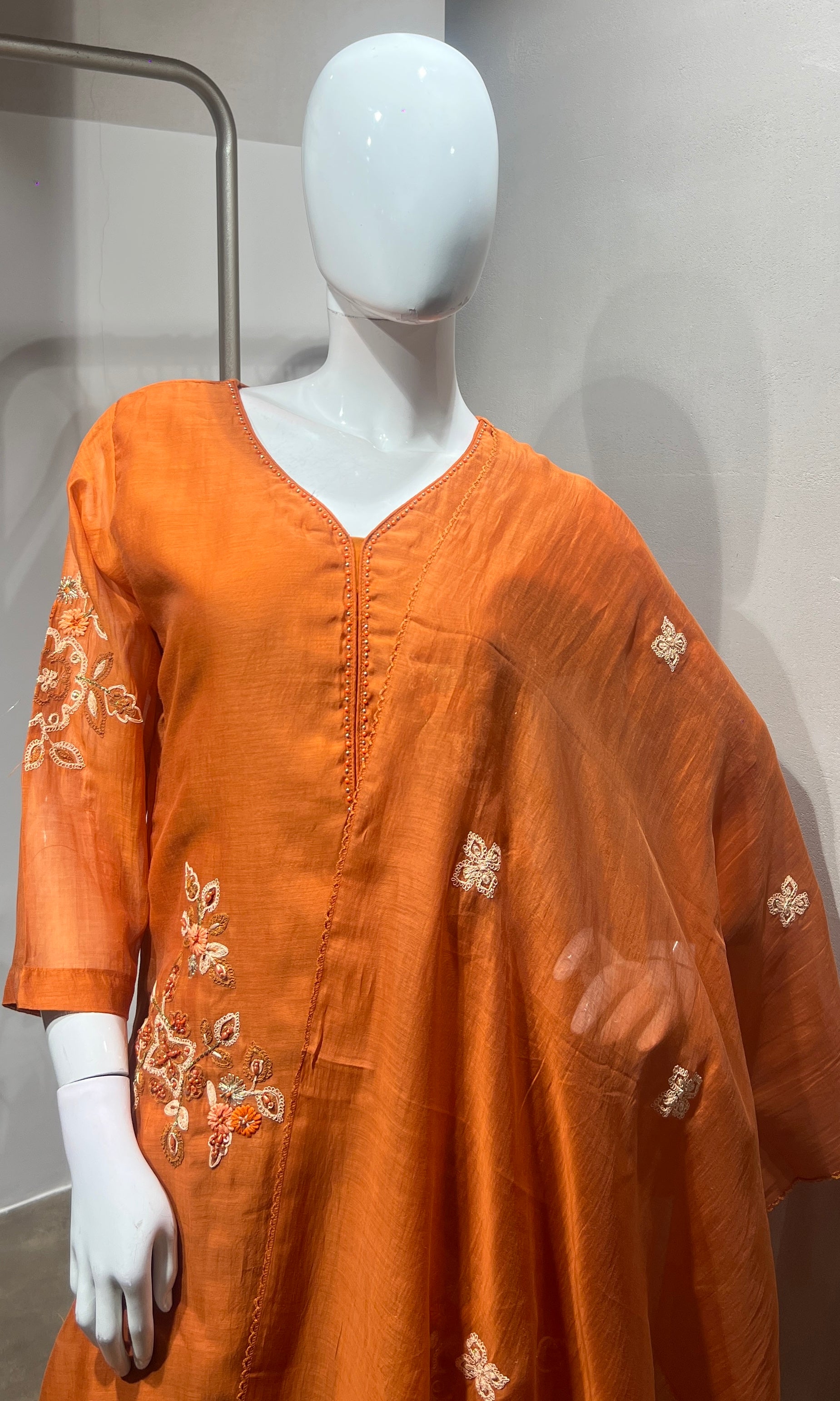 Rust Floral Mul Chanderi Embroidery Suit