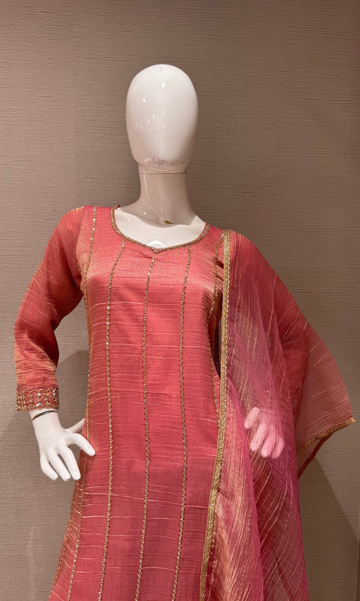 Pink Shimmer Striped ethnic Straight Cut kurta set