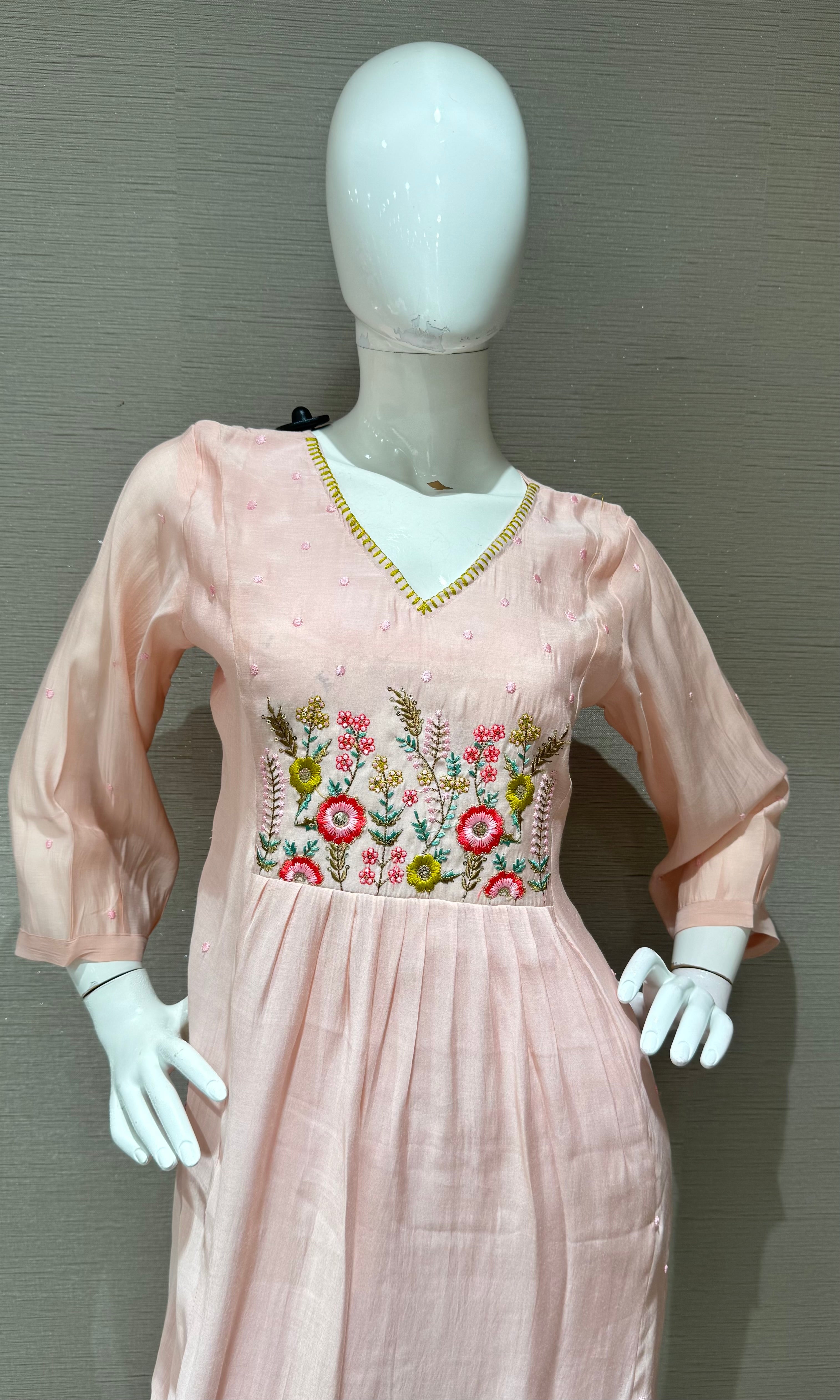 Pink Floral embroidery kurta set