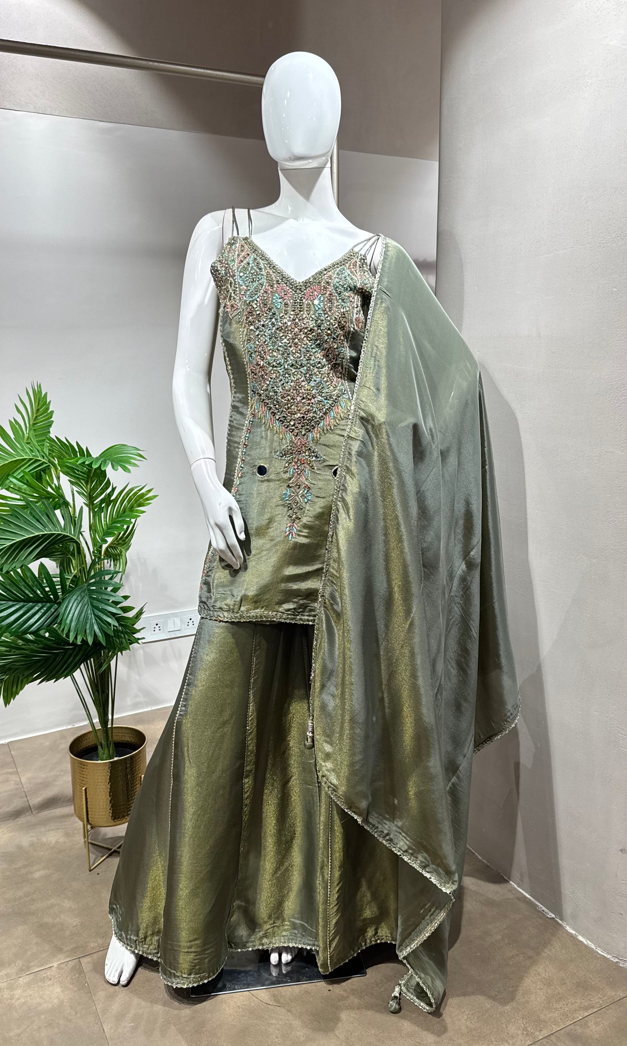 GREEN EMBROIDERED PALAZZO SET