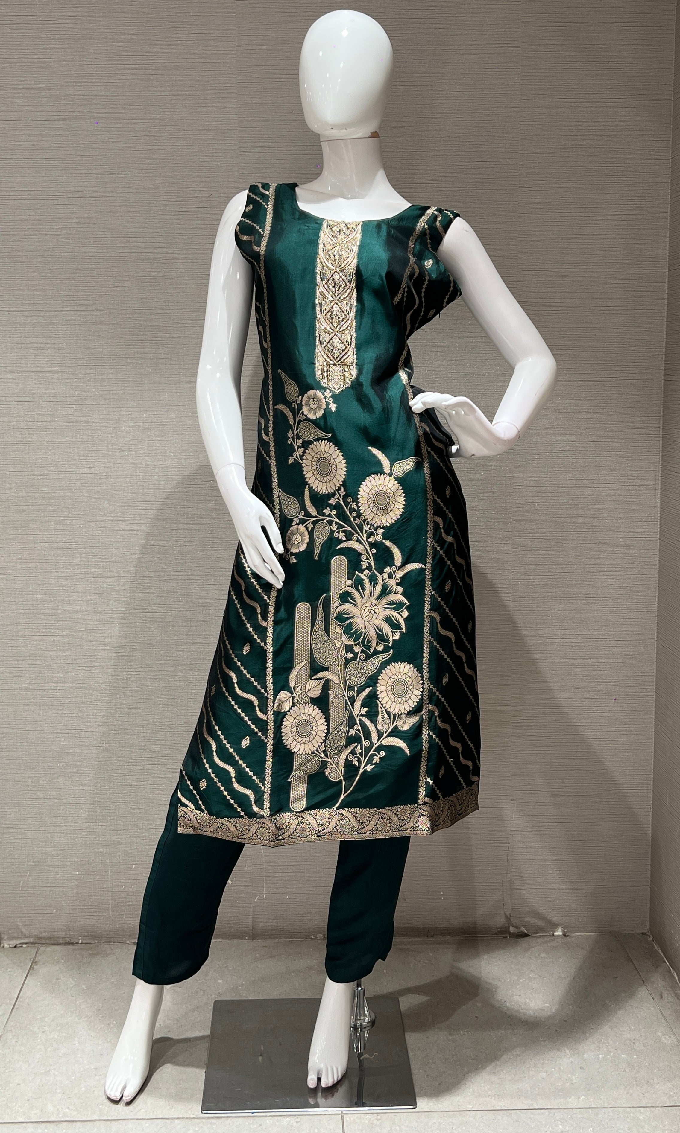 Bottle green GOLD EMBROIDERED kurta set