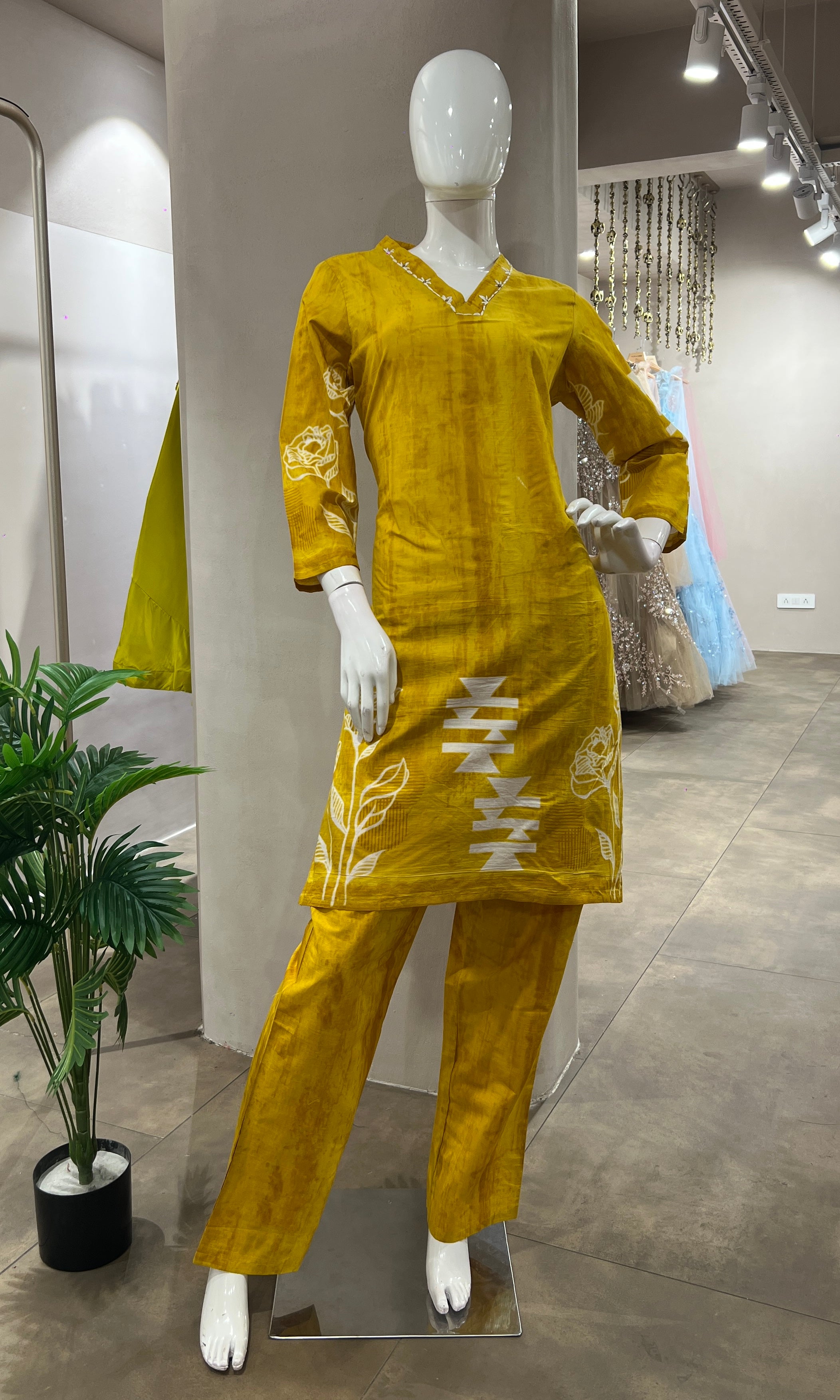 YELLOW PRINTED CORD SET