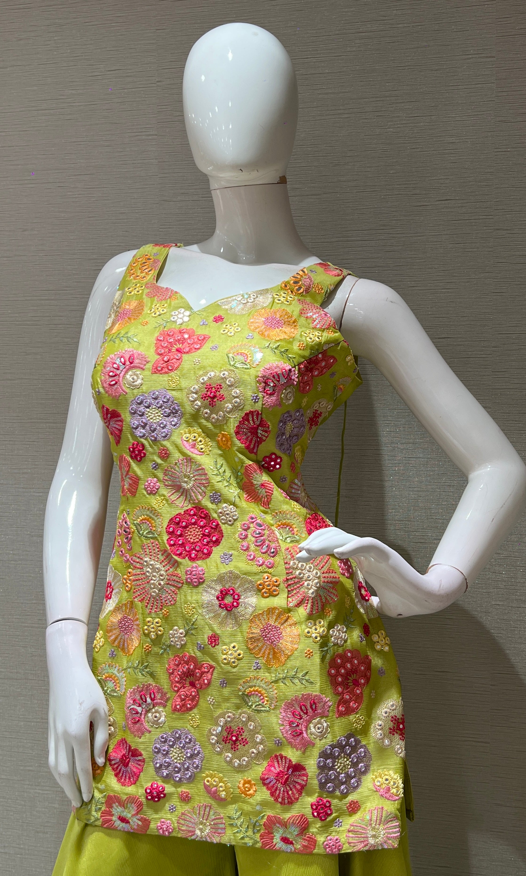 PARROT GREEN FLORAL PEPLUM SHARARA SET