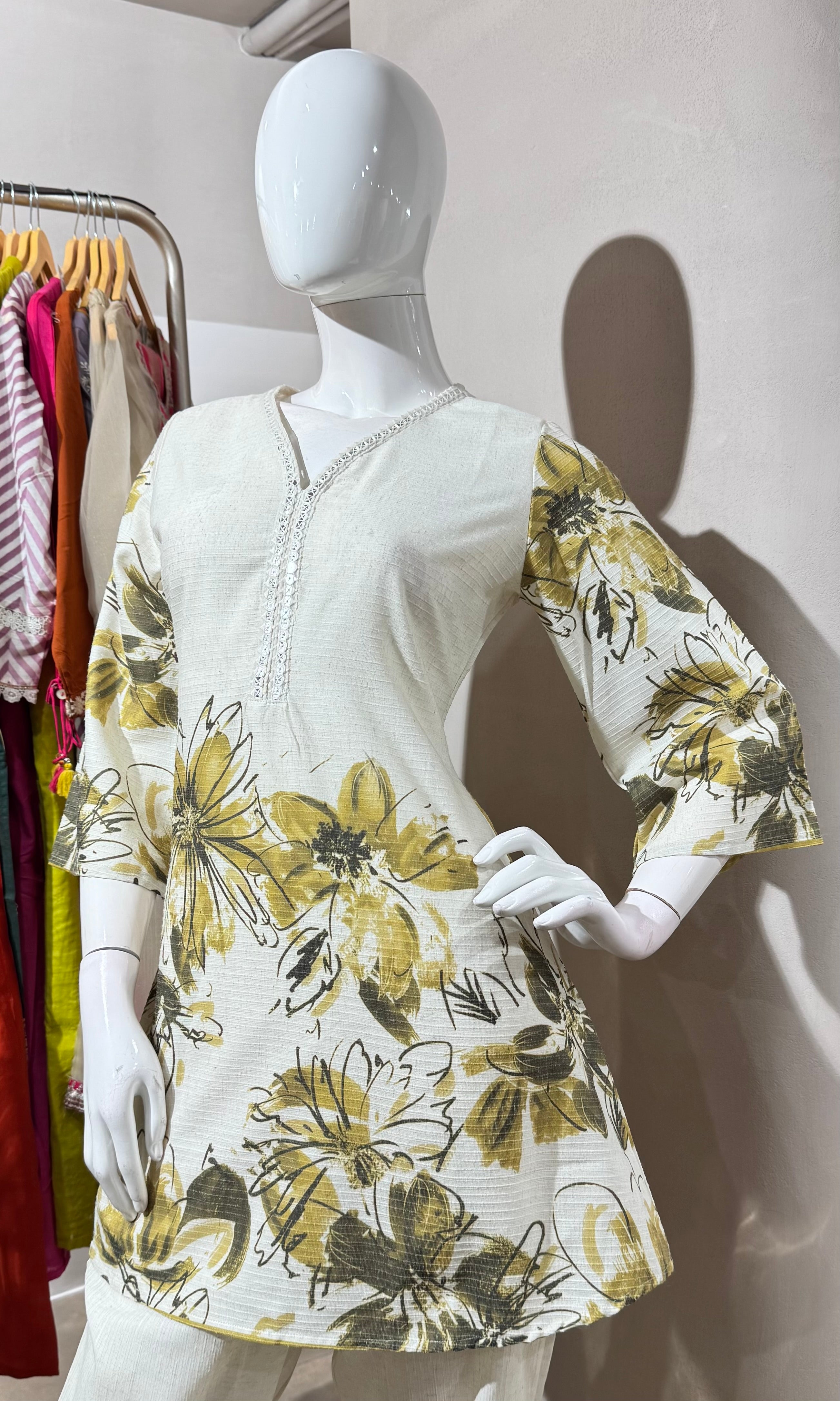 YELLOW FLORAL PRINTED CORD SET