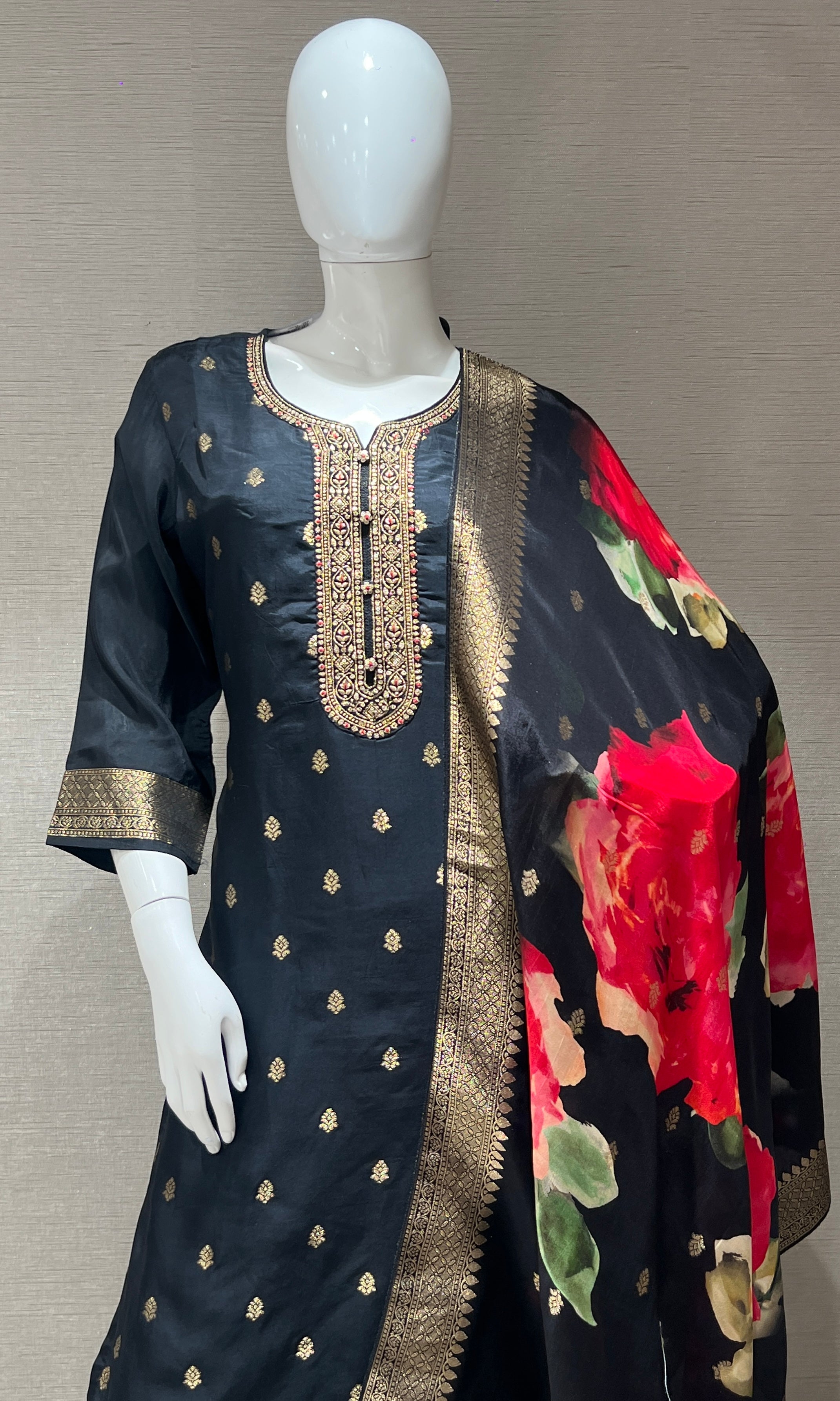 Black kurta set