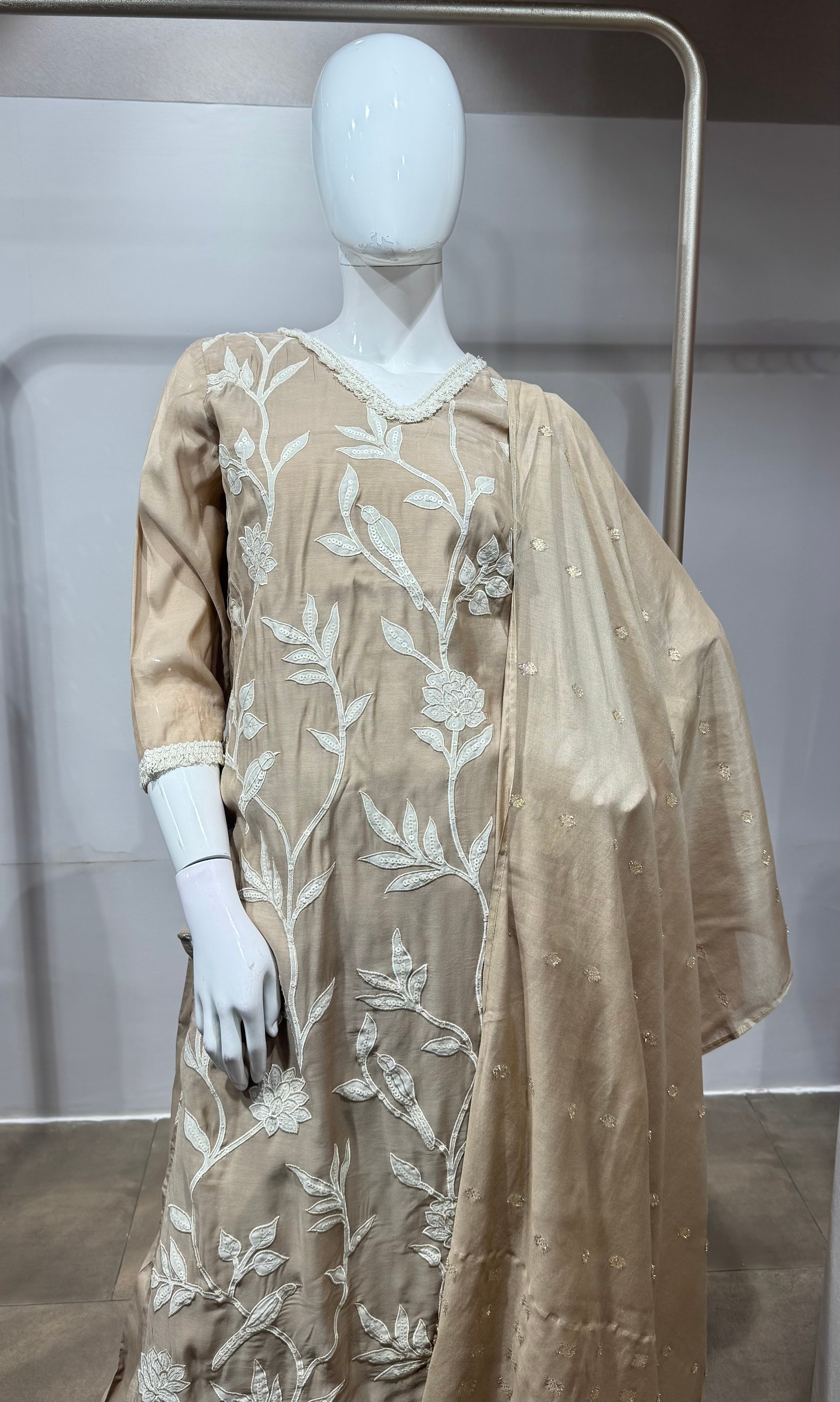 Beige floral thread embroidered kurta set