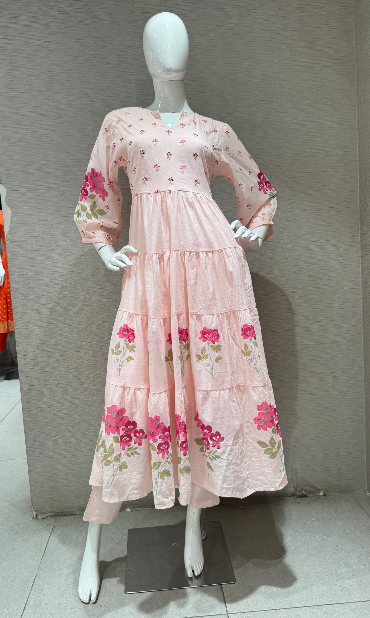 Pink Floral Print Tiered Ethnic Anarkali kurta set