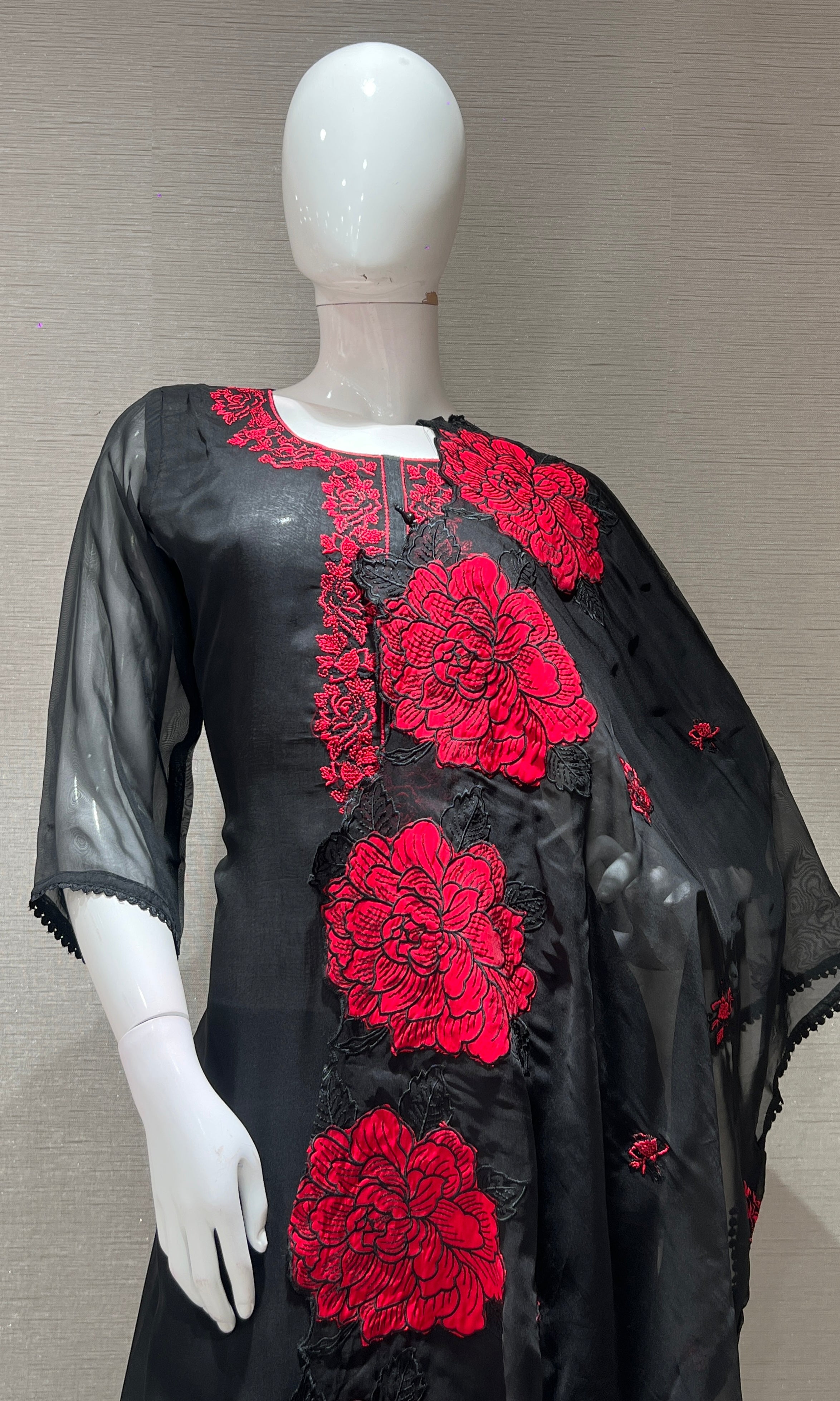 Black RED FLORAL EMBROIDERED kurta set