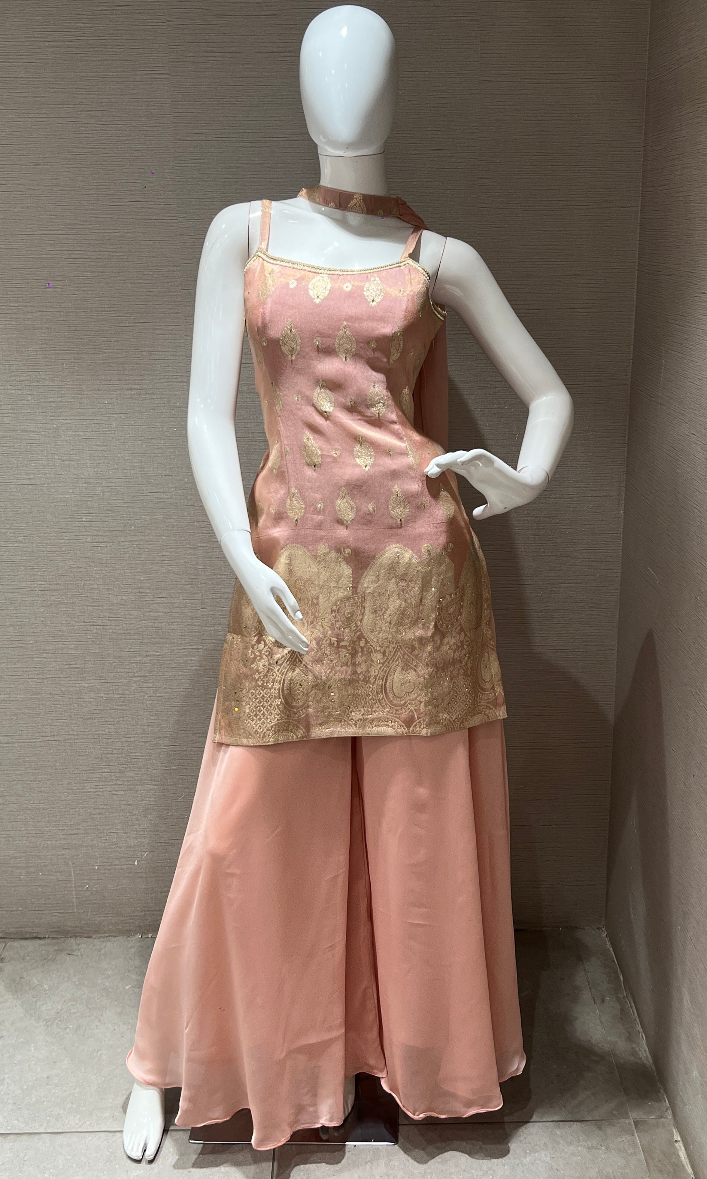 Peach Sharara
