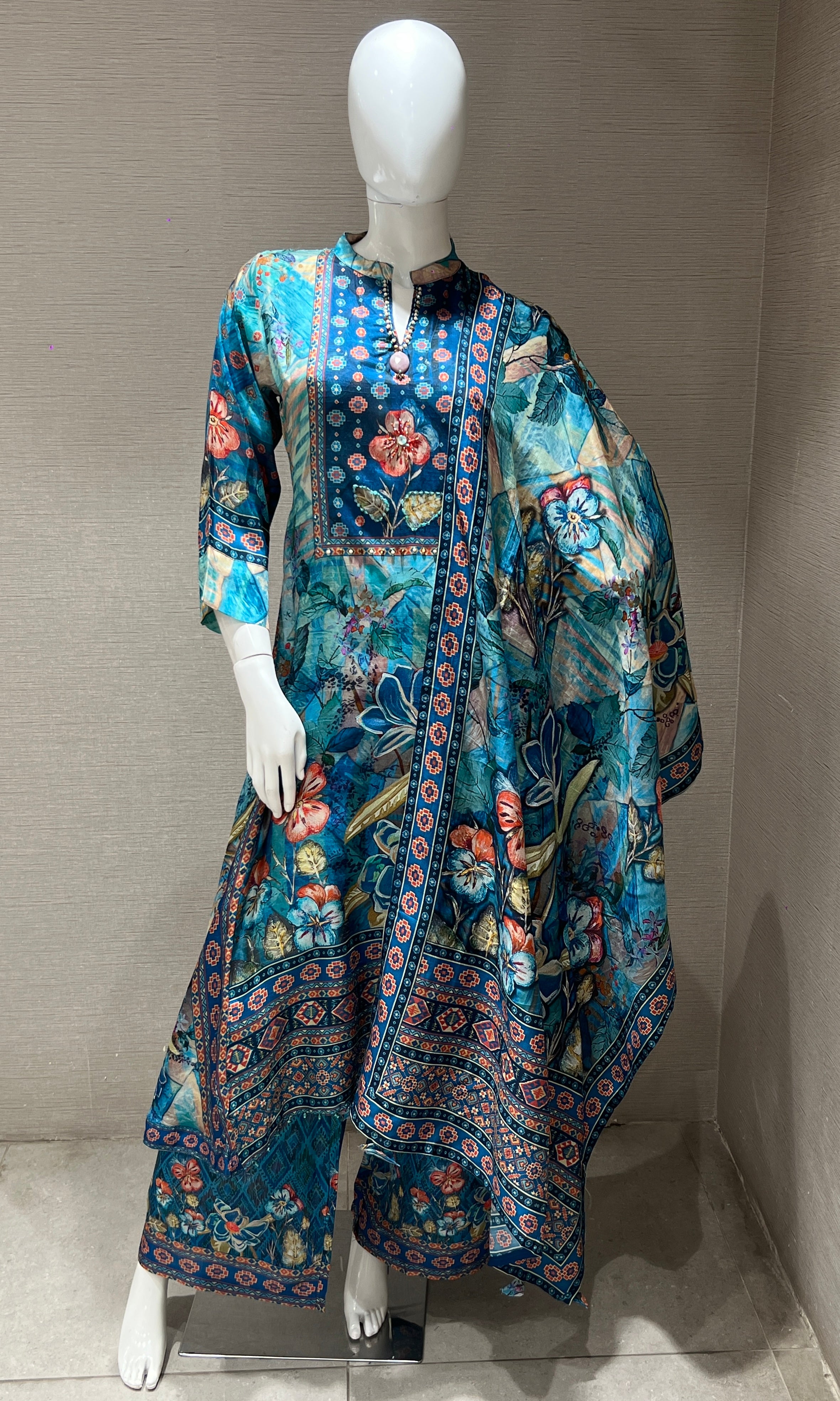 Blue palazzo set