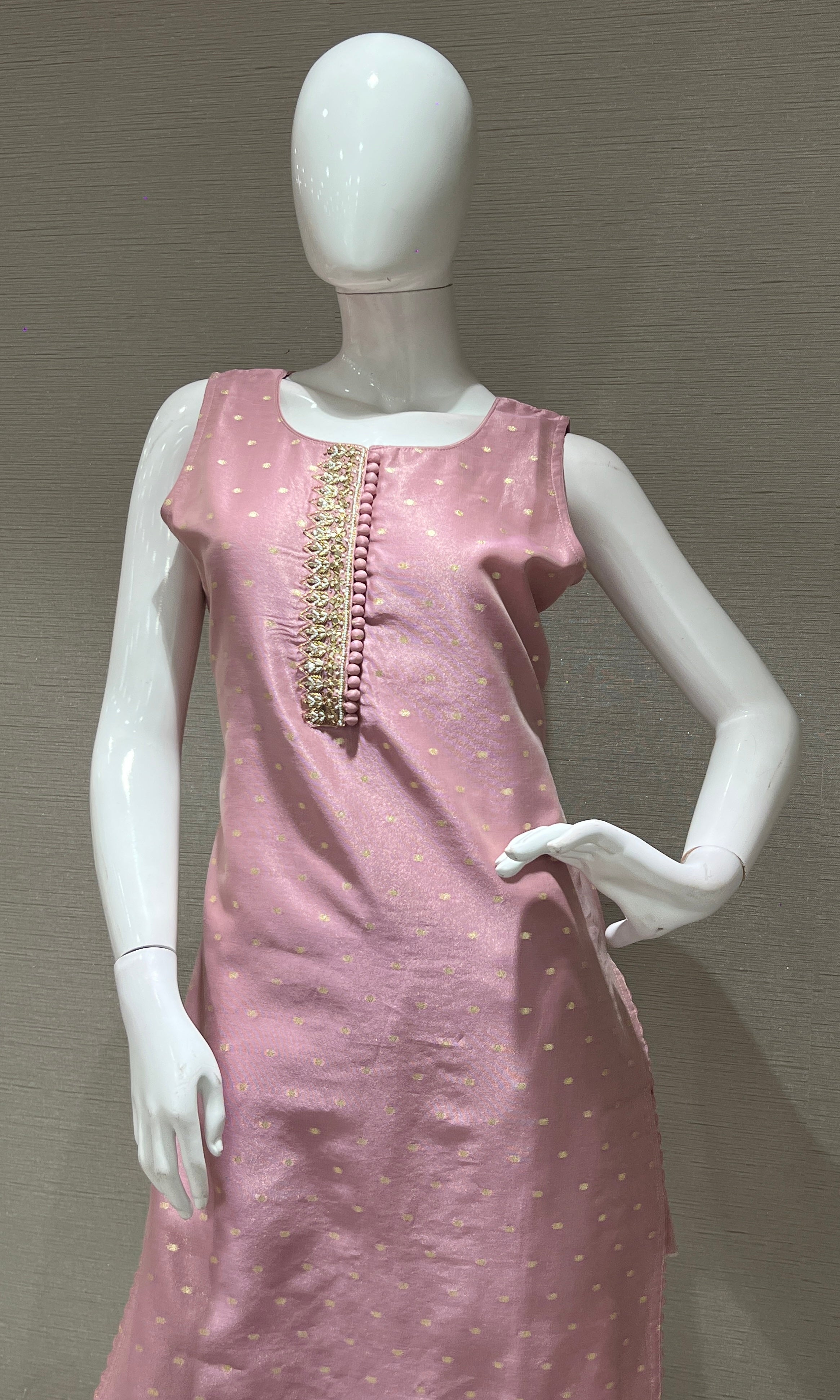 Onion pink kurta set with striped dupatta