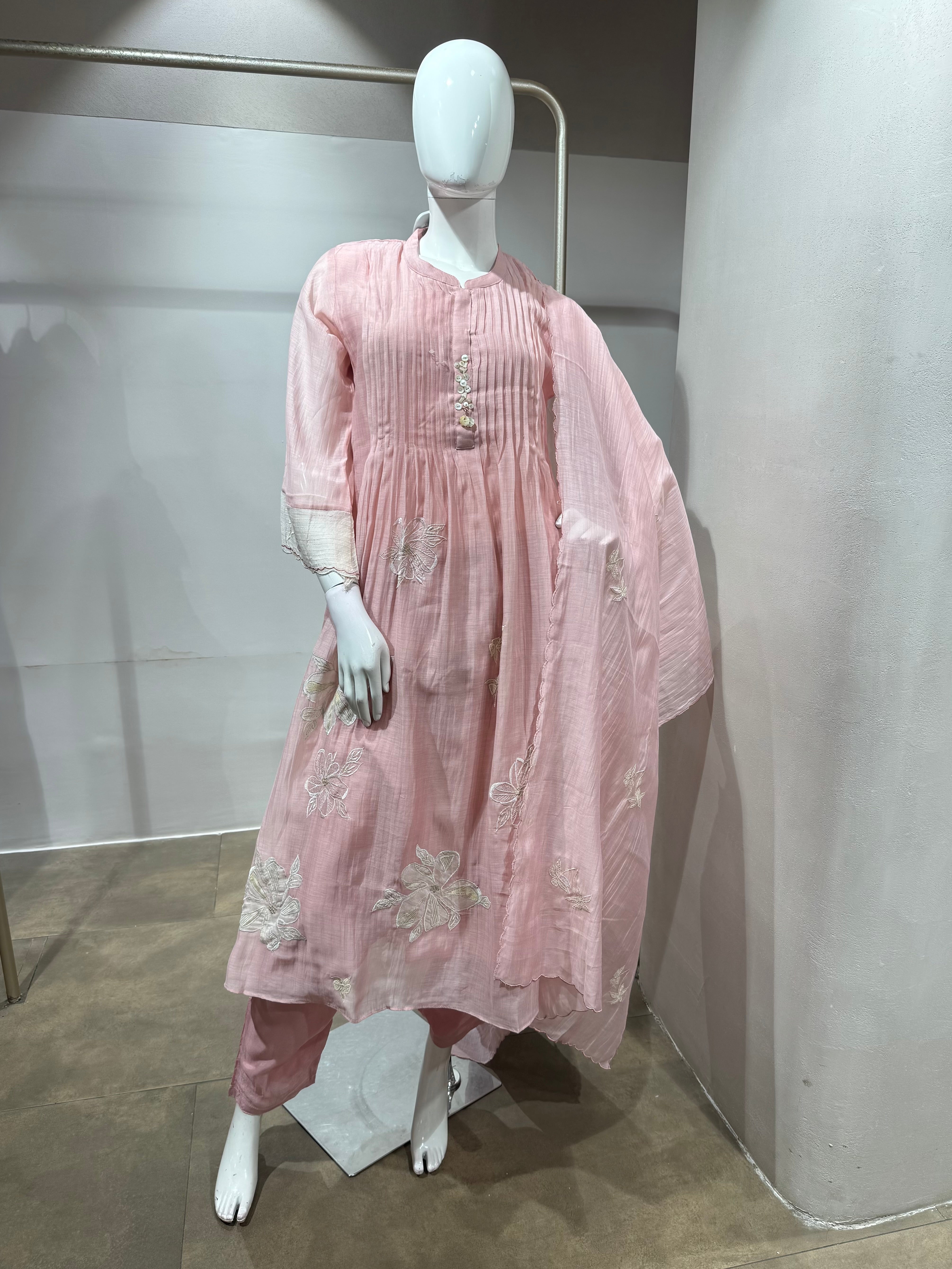 Blush Pink Embroidered Kurta Set with Dupatta