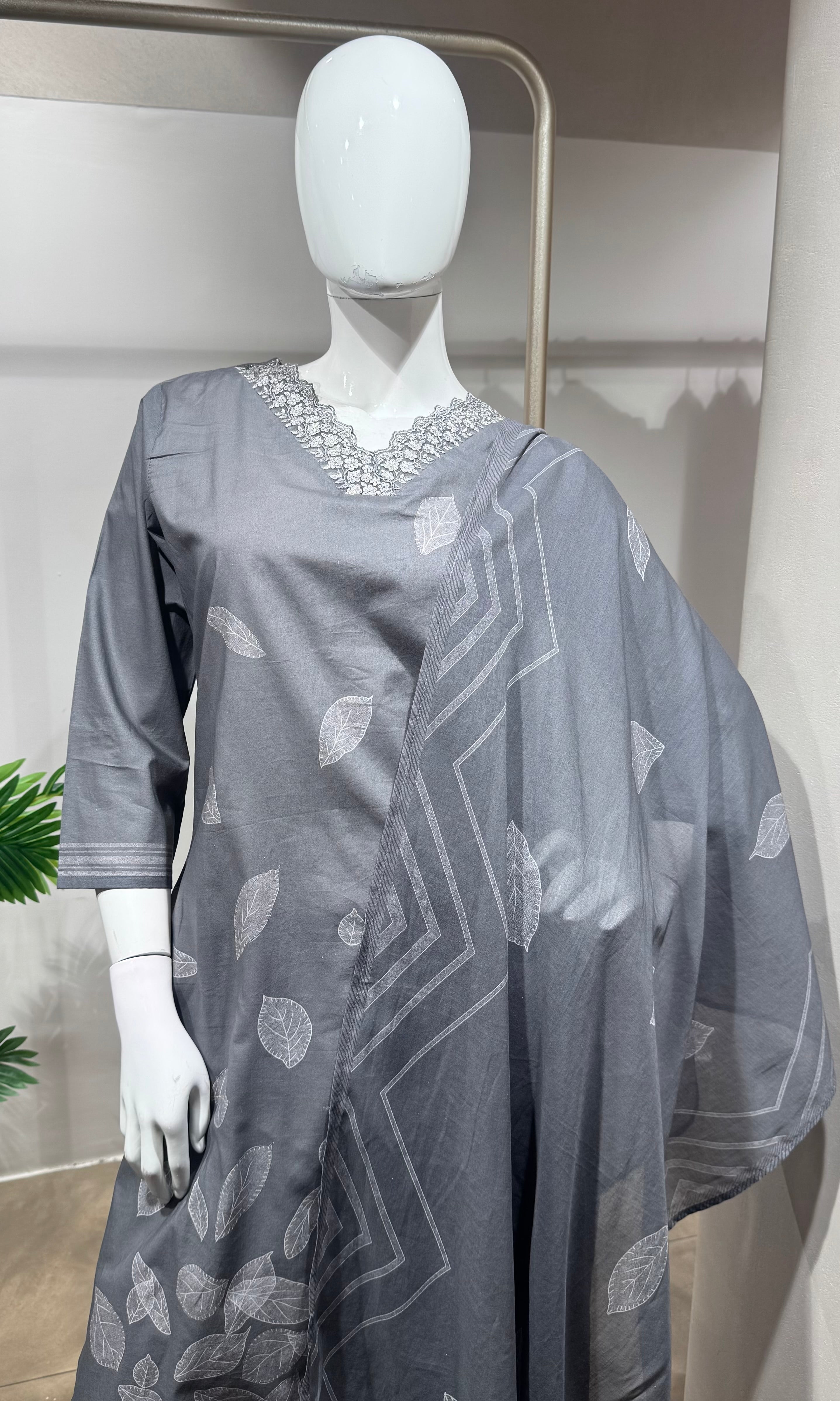 Grey leaf printed kurta set