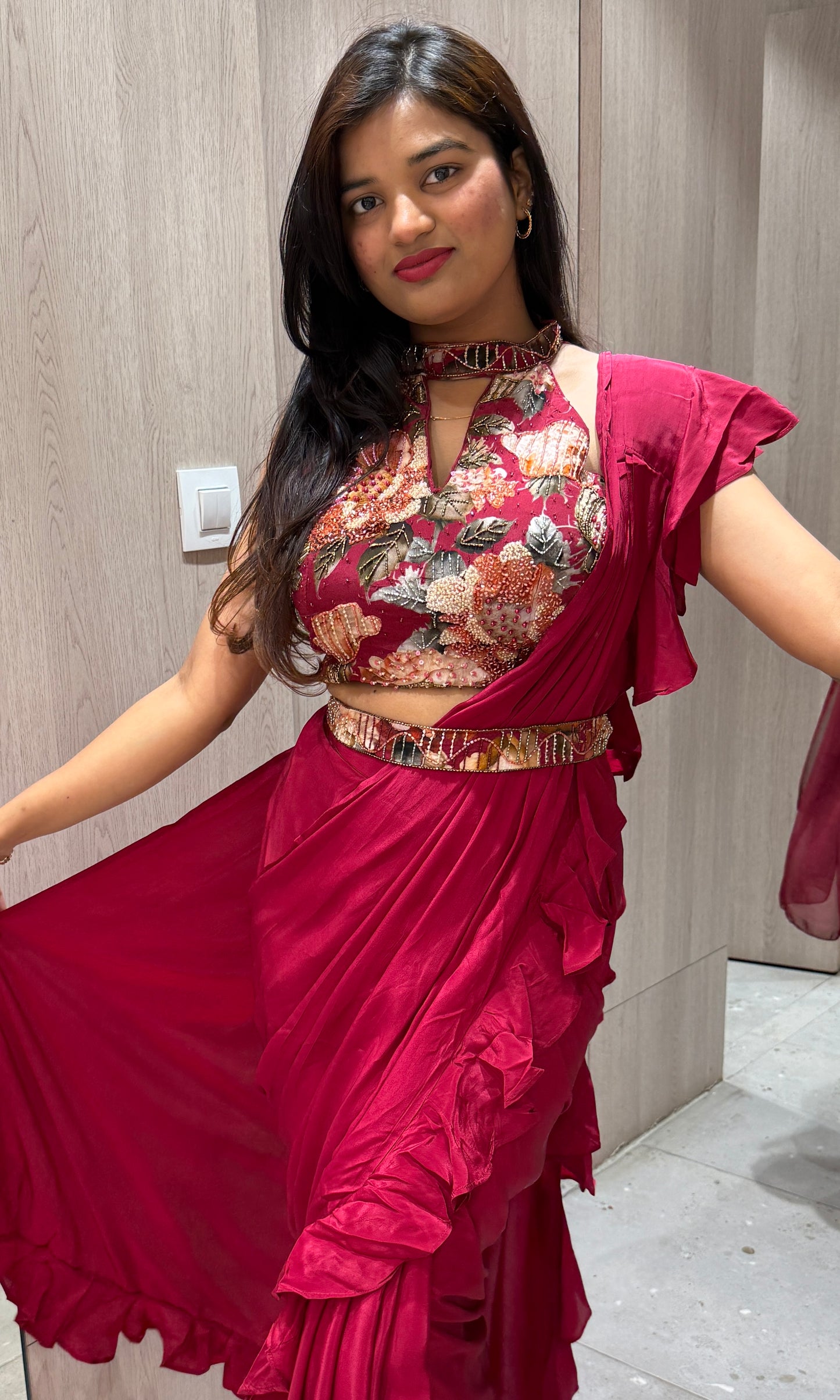 ♥️Red ready to wear saree♥️