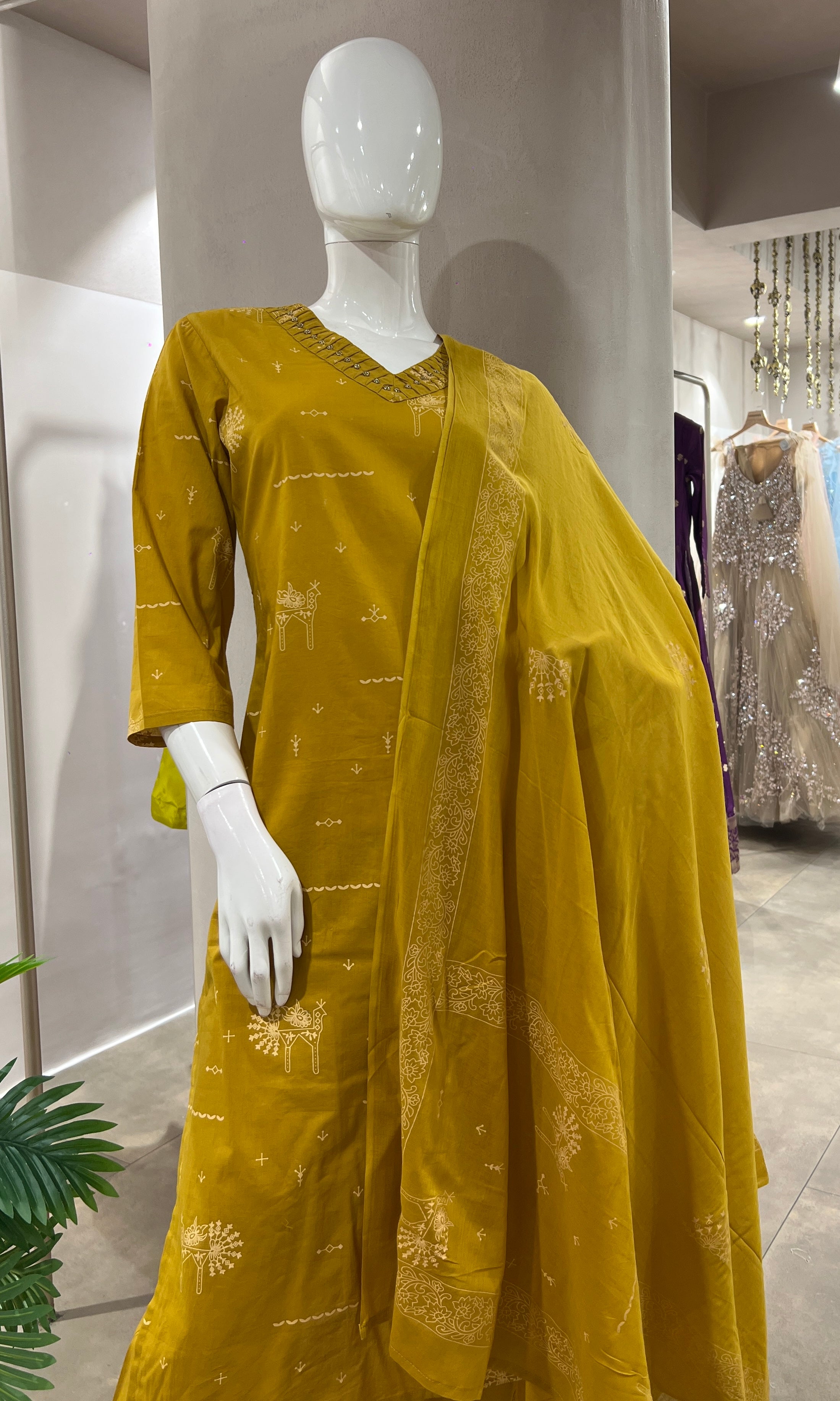 YELLOW ETHNIC KURTA SET