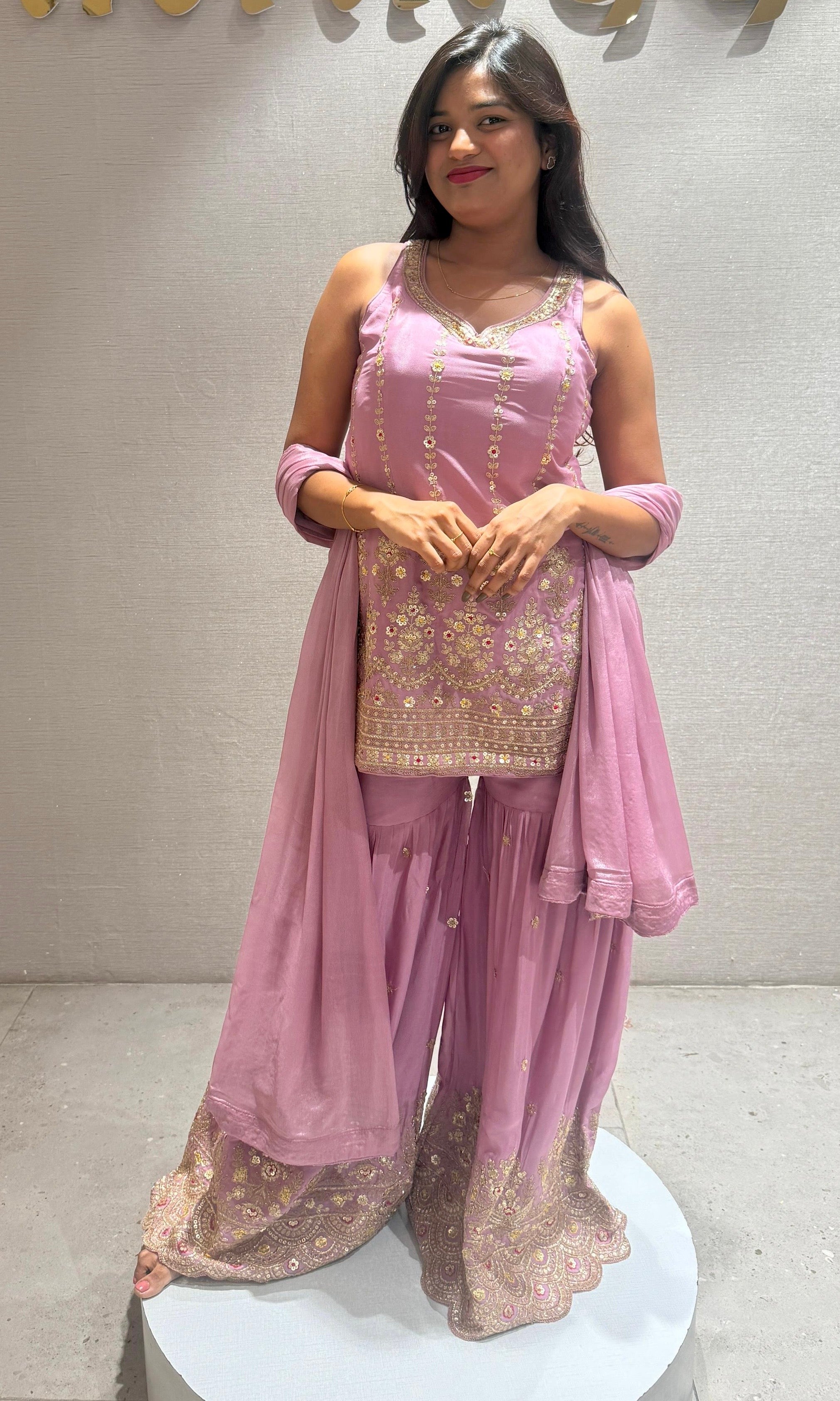 Lilac gharara