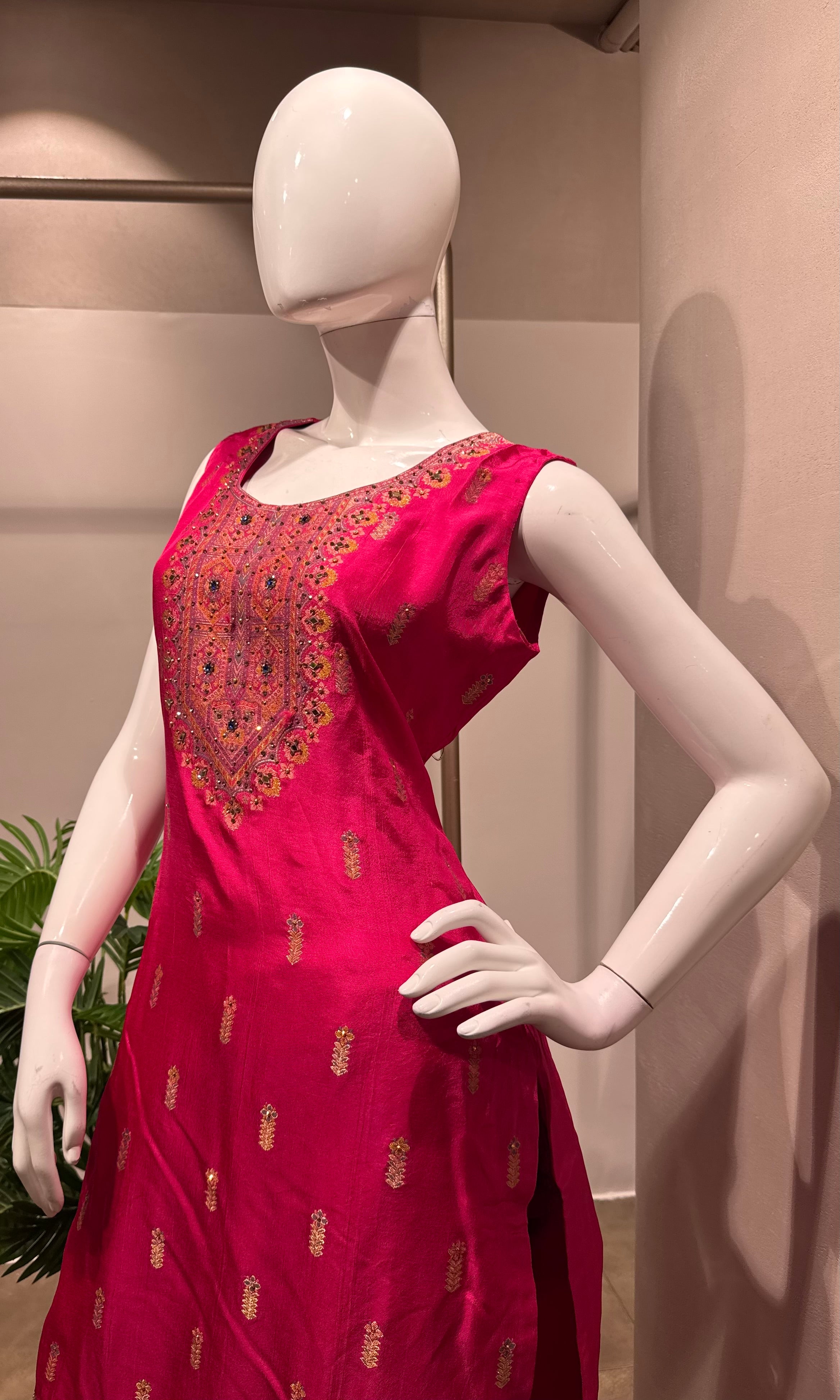Pink embroidered kurta set