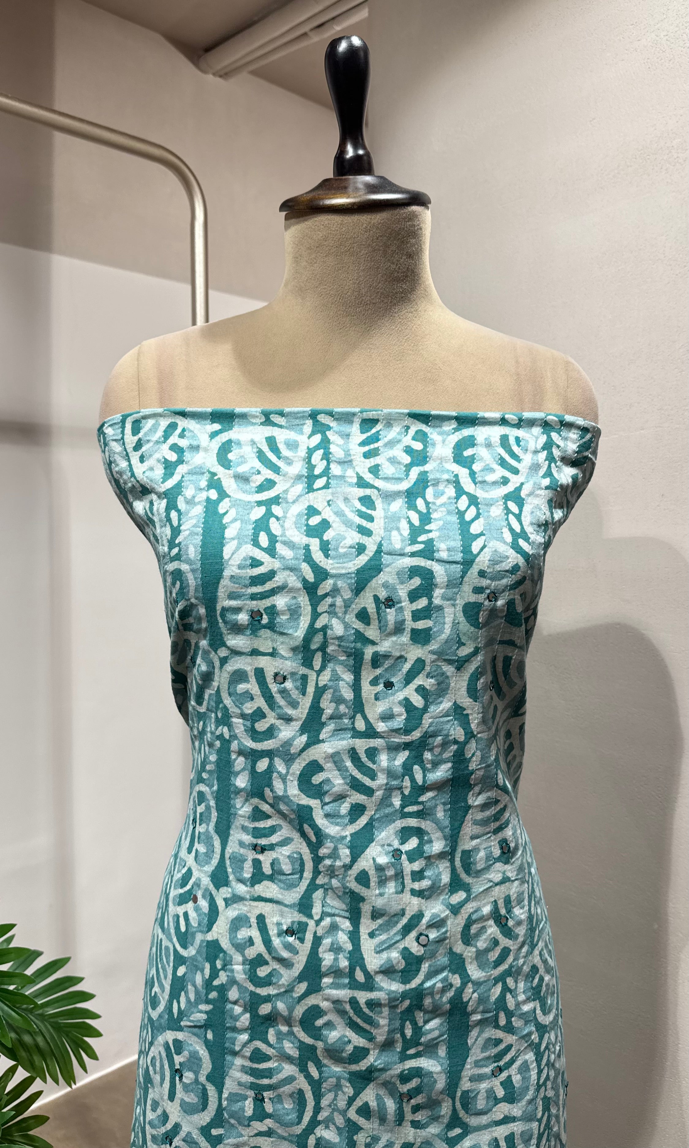 GREEN ETHNIC PRINTED DRESS MATERIAL