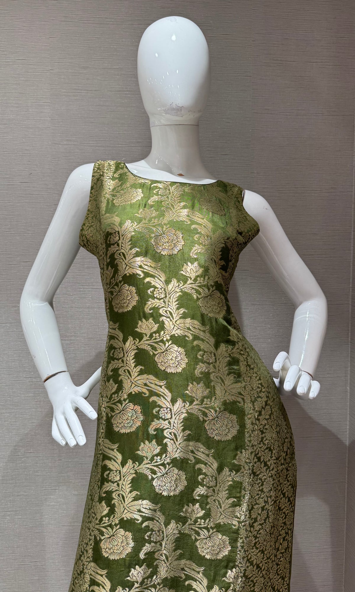 Green Banarasi Silk Golden Floral Zari kurta set