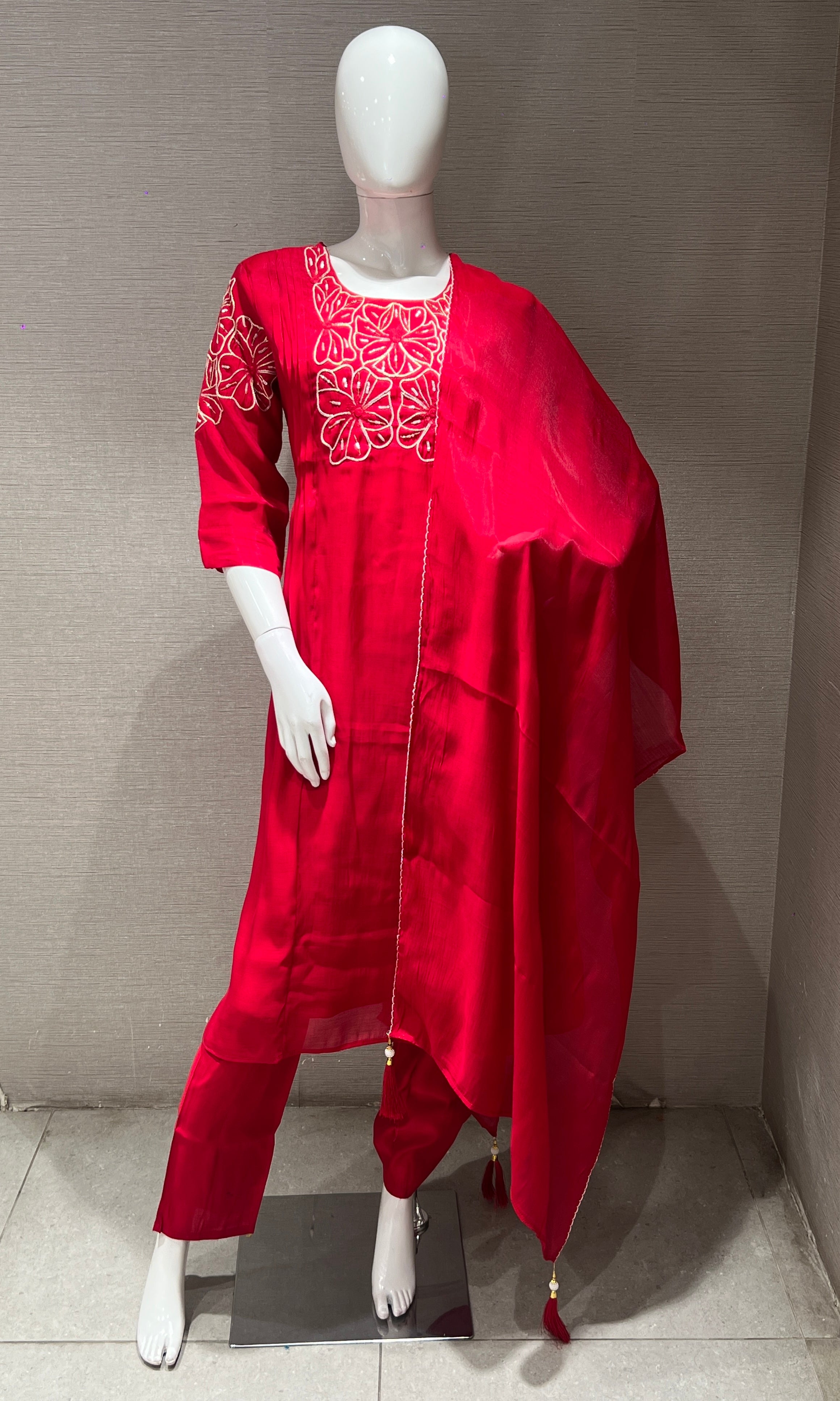 Rani pink FLORAL MUL CHANDERI kurta set