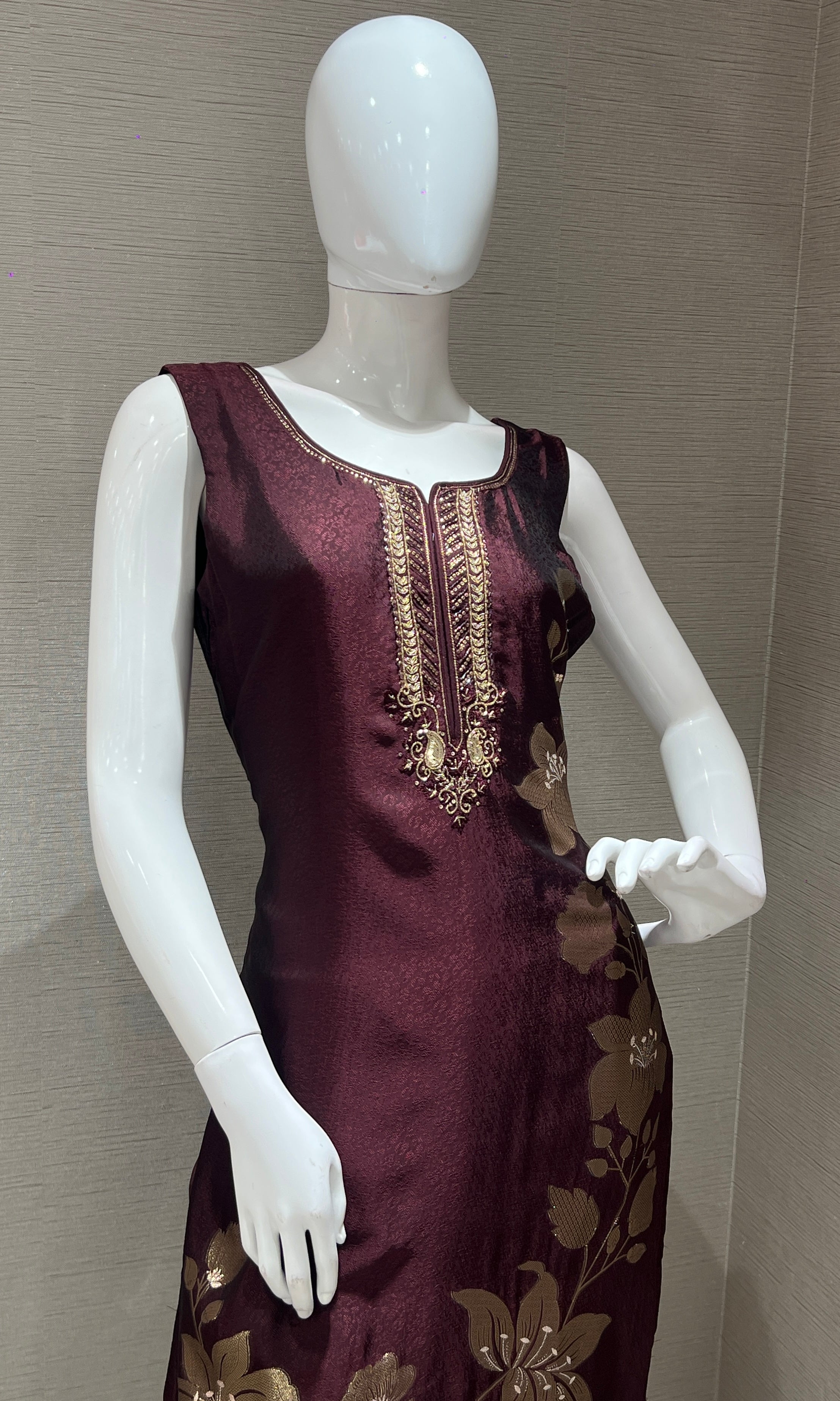 wine floral embroidered kurta set