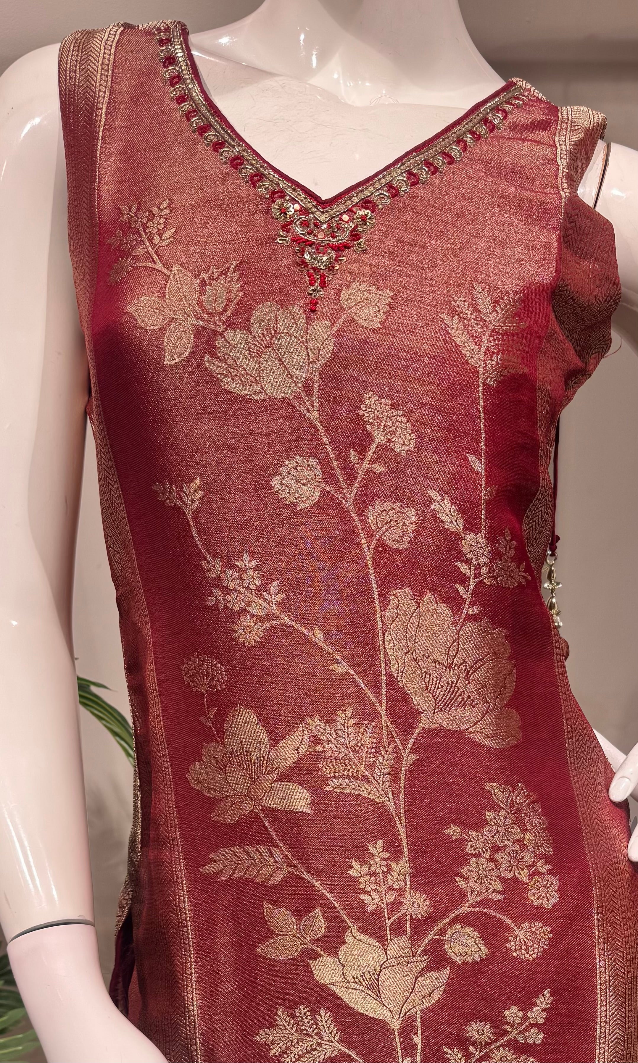Maroon floral banarasi kurta set
