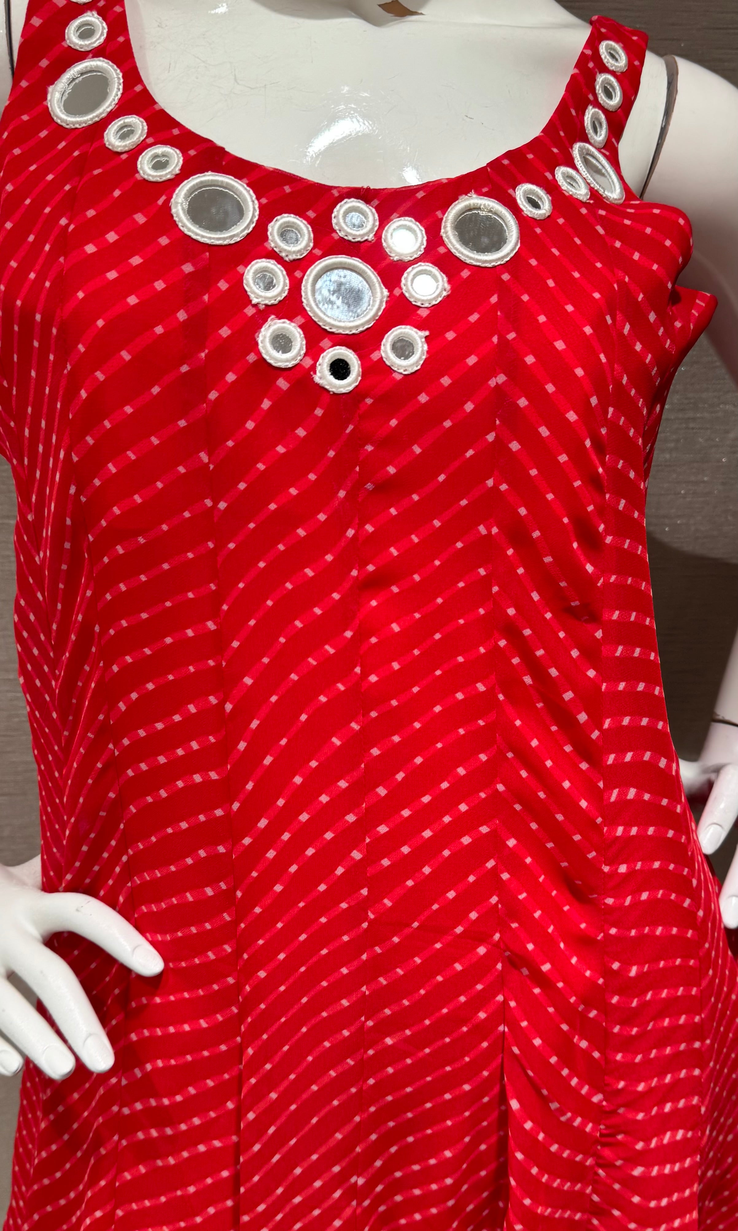 Red bandhani print and intricate mirror anarkali set