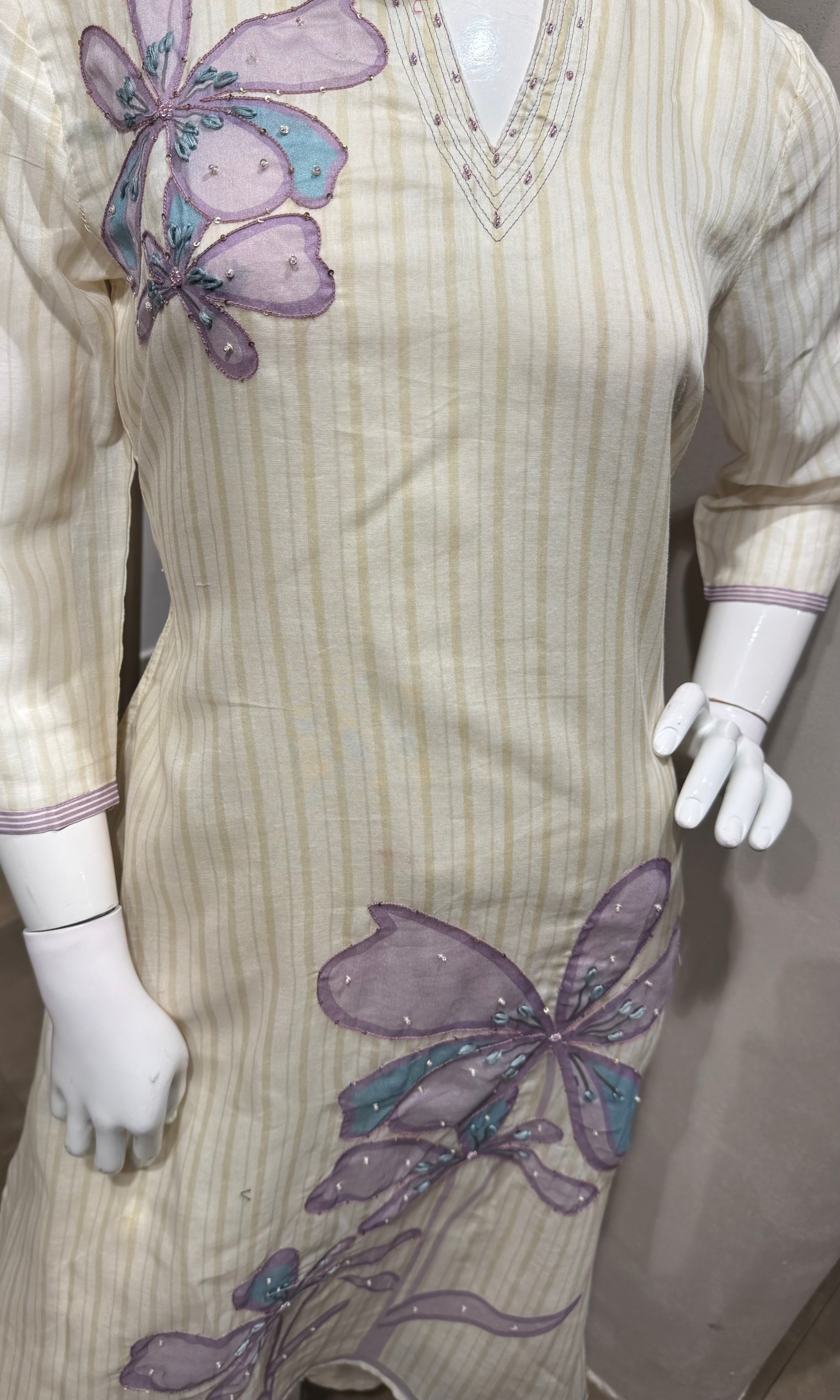 cream Lavender Motif Kurta with bottom