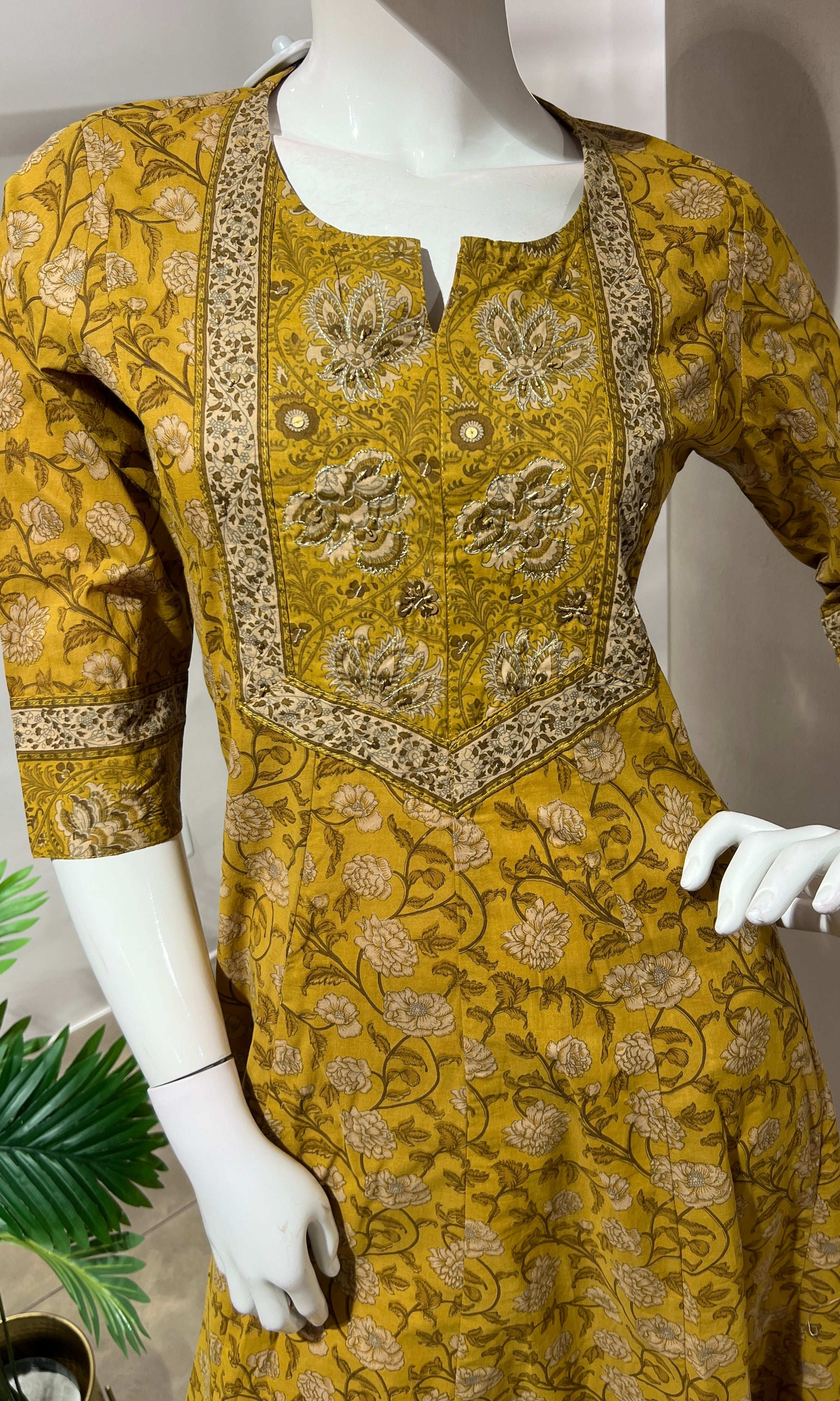 YELLOW ETHNIC PRINTED KURTA SET